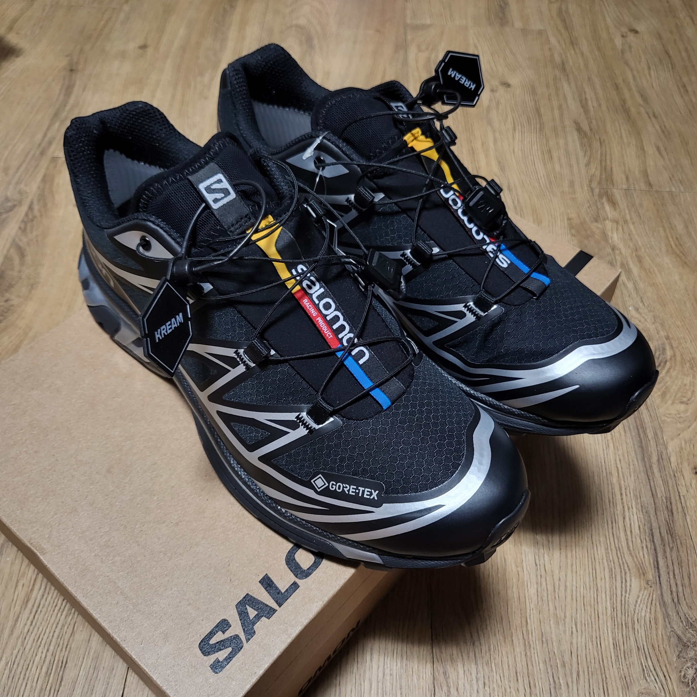 Salomon XT-6 GTX Black Silver 착용 스타일 - 1