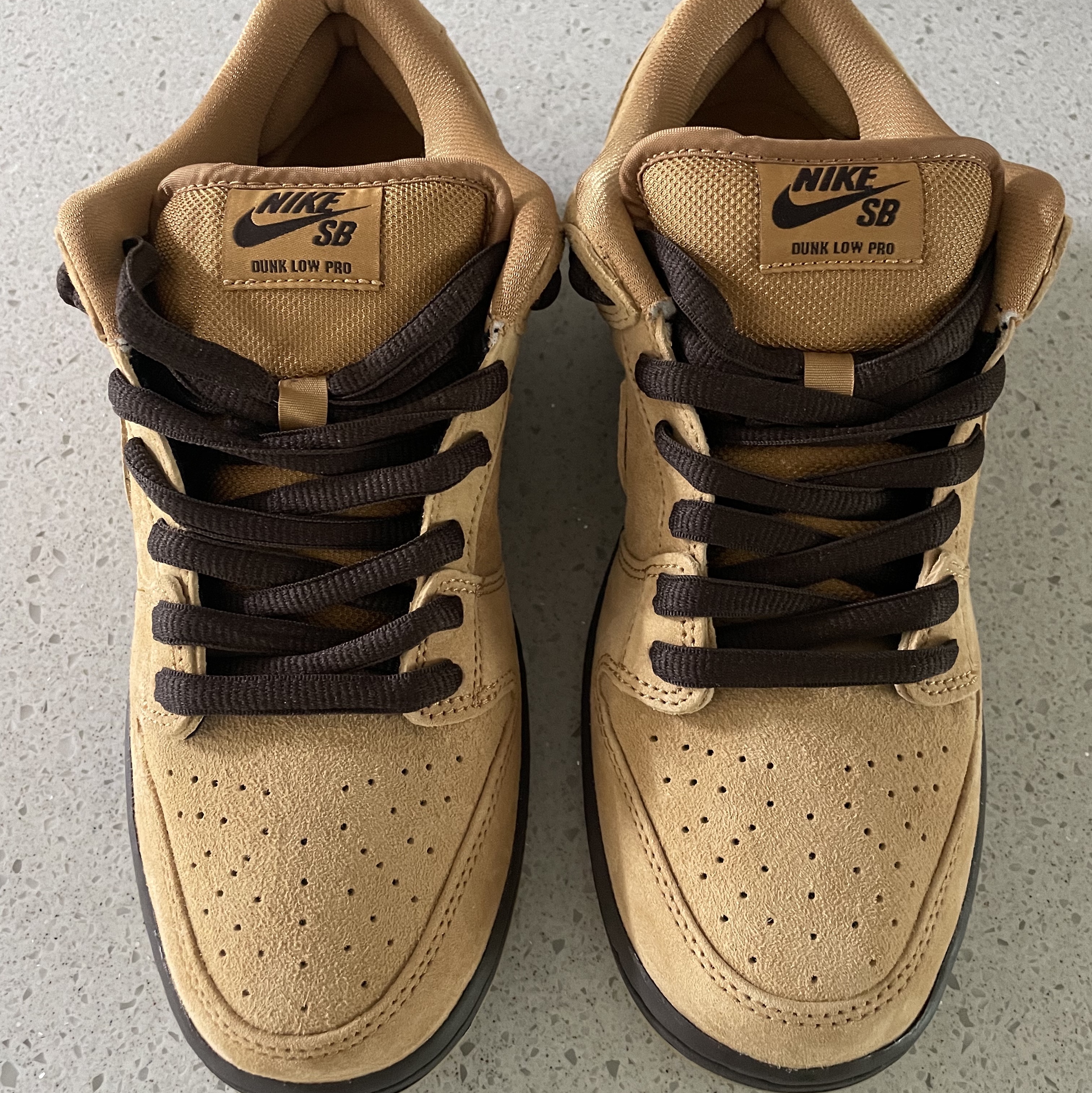 Nike SB Dunk Low Pro Wheat 2023 착용 스타일 - 1