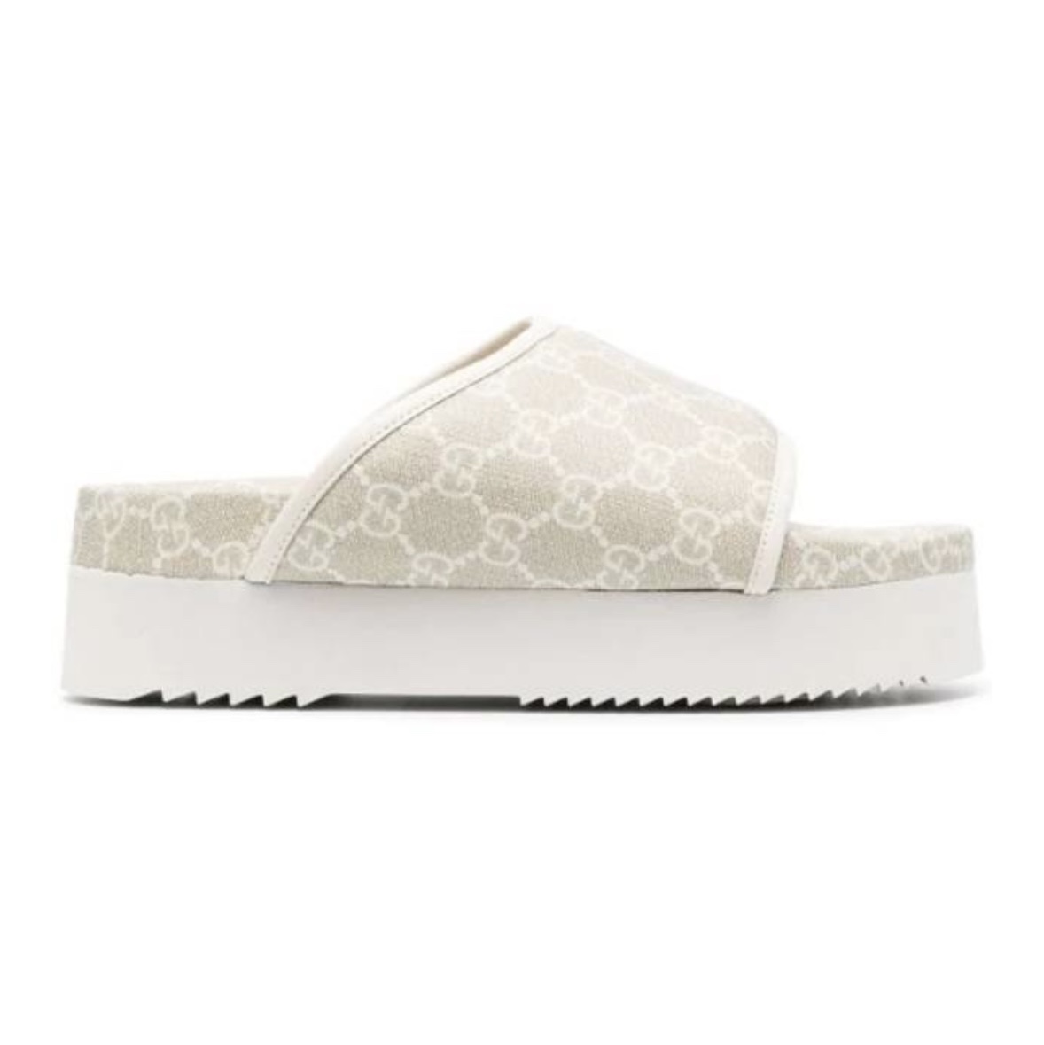 (W) Gucci Platform Slide Mystic White 착용 스타일 - 5