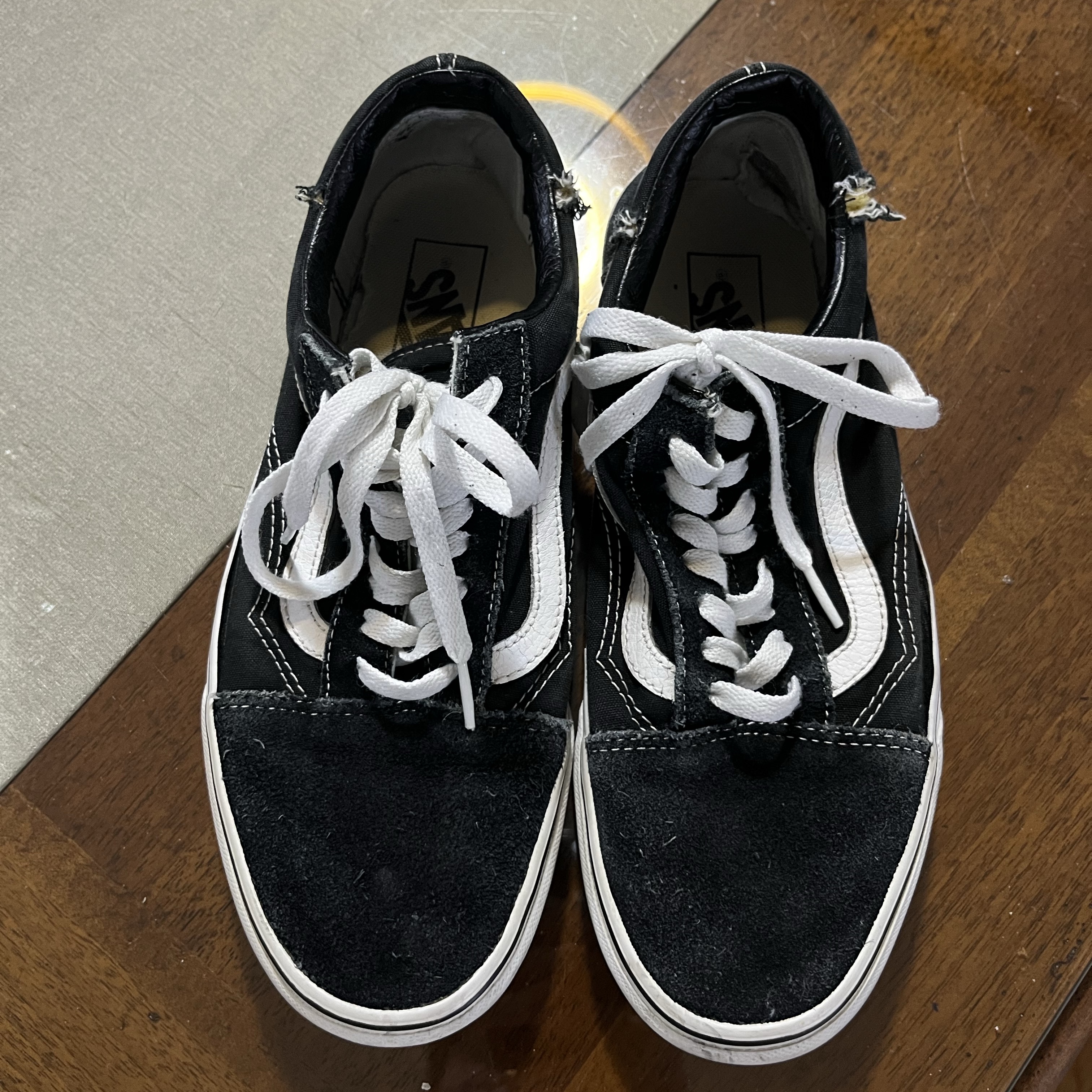 Vans ComfyCush Old Skool Black True white 착용 스타일