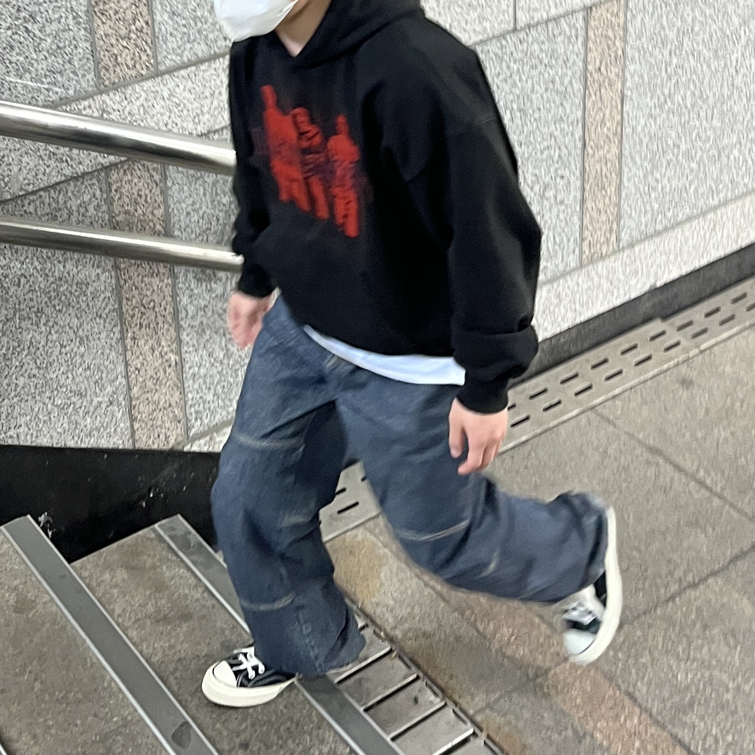 Undermycar Goldentouch Damage Wahsed Hood Skully - 23SS 착용 스타일 - 2