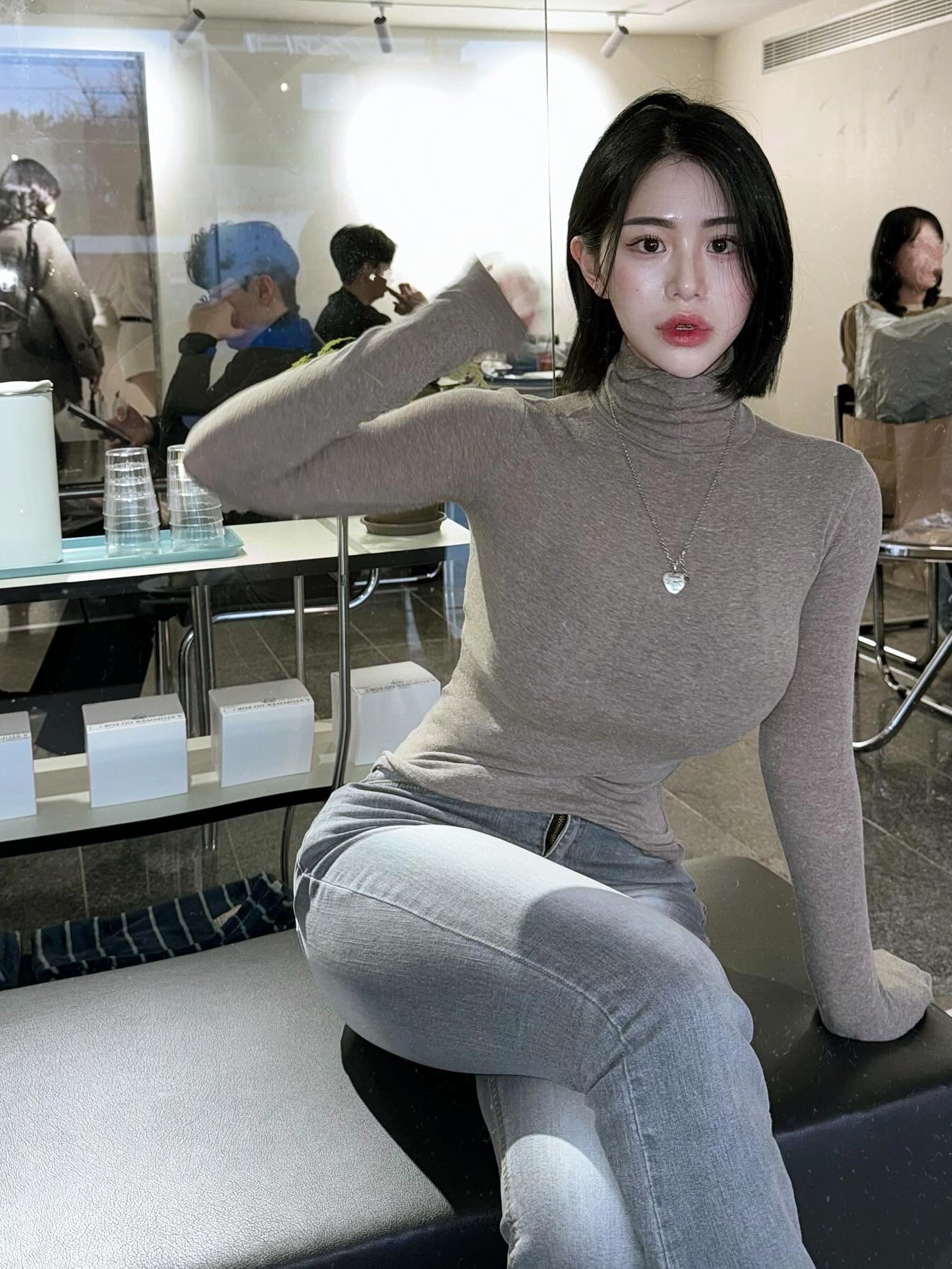 Gucci Blind for Love Necklace Silver 착용 스타일 - 2