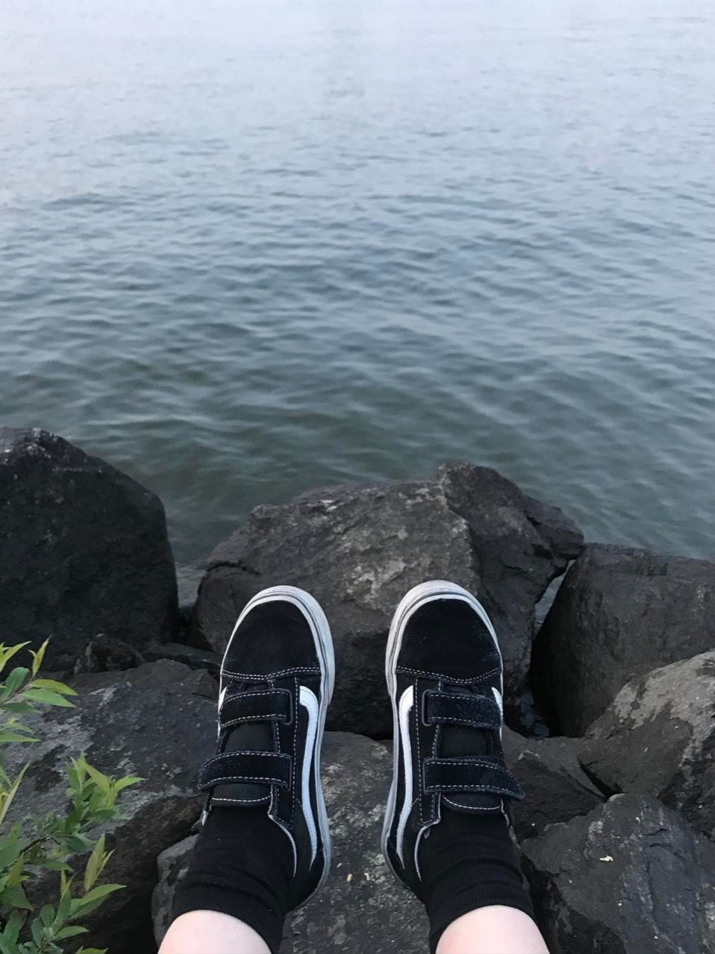 Vans Old Skool Velcro Black White 착용 스타일