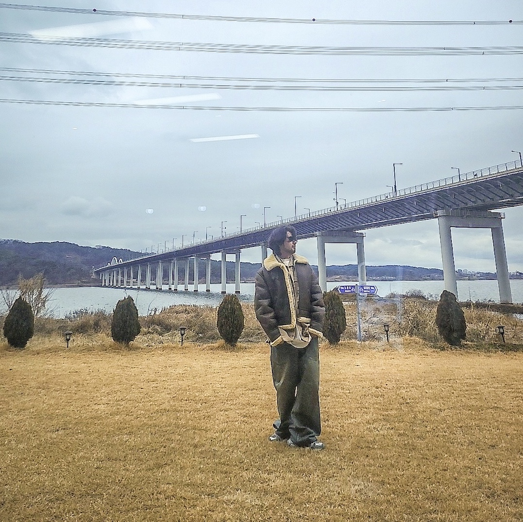 Project G/R Coated Backward Denim Pants Blue, Balenciaga 3XL Sneakers Light Beige 착용 스타일 - 1