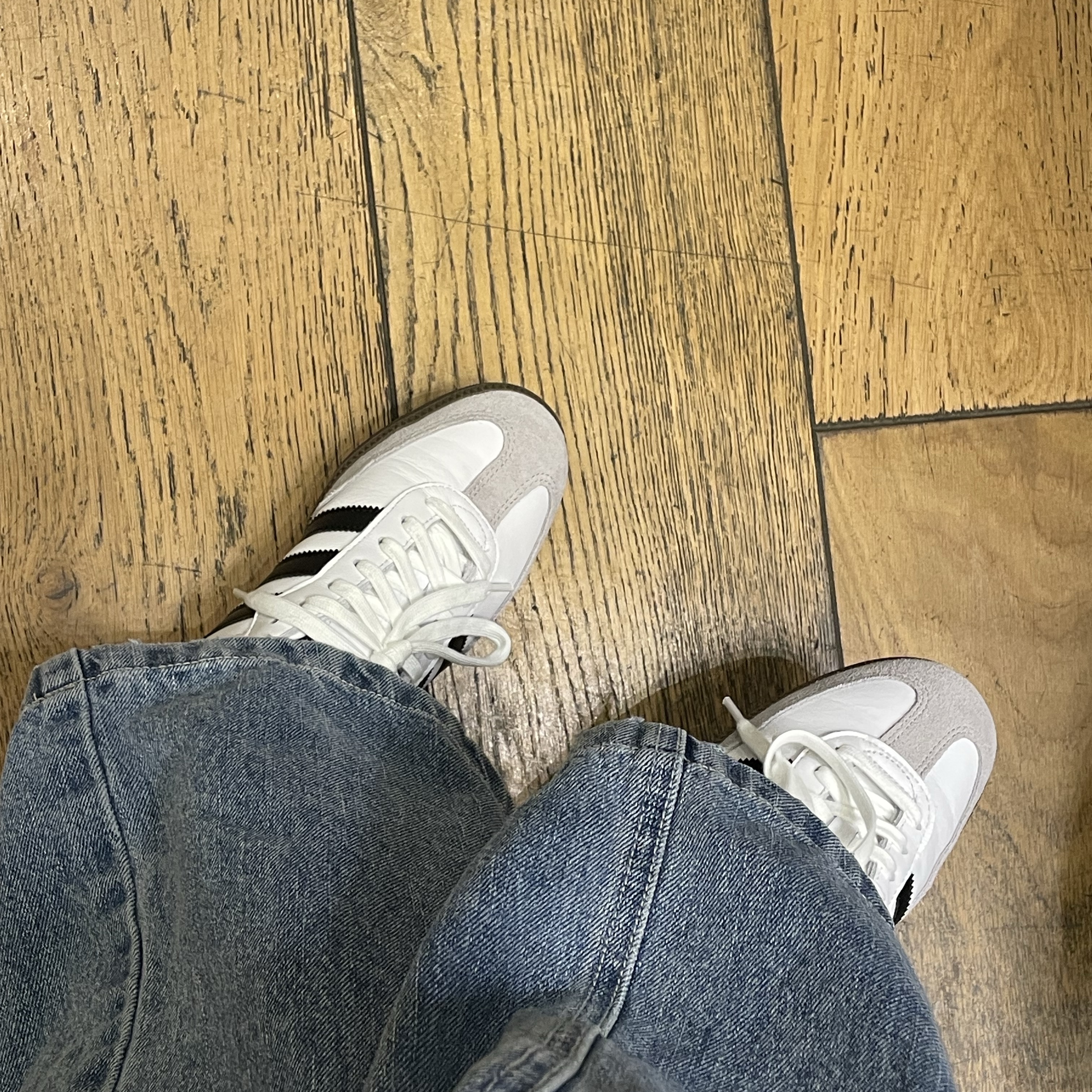 Adidas Samba OG Cloud White 착용 스타일