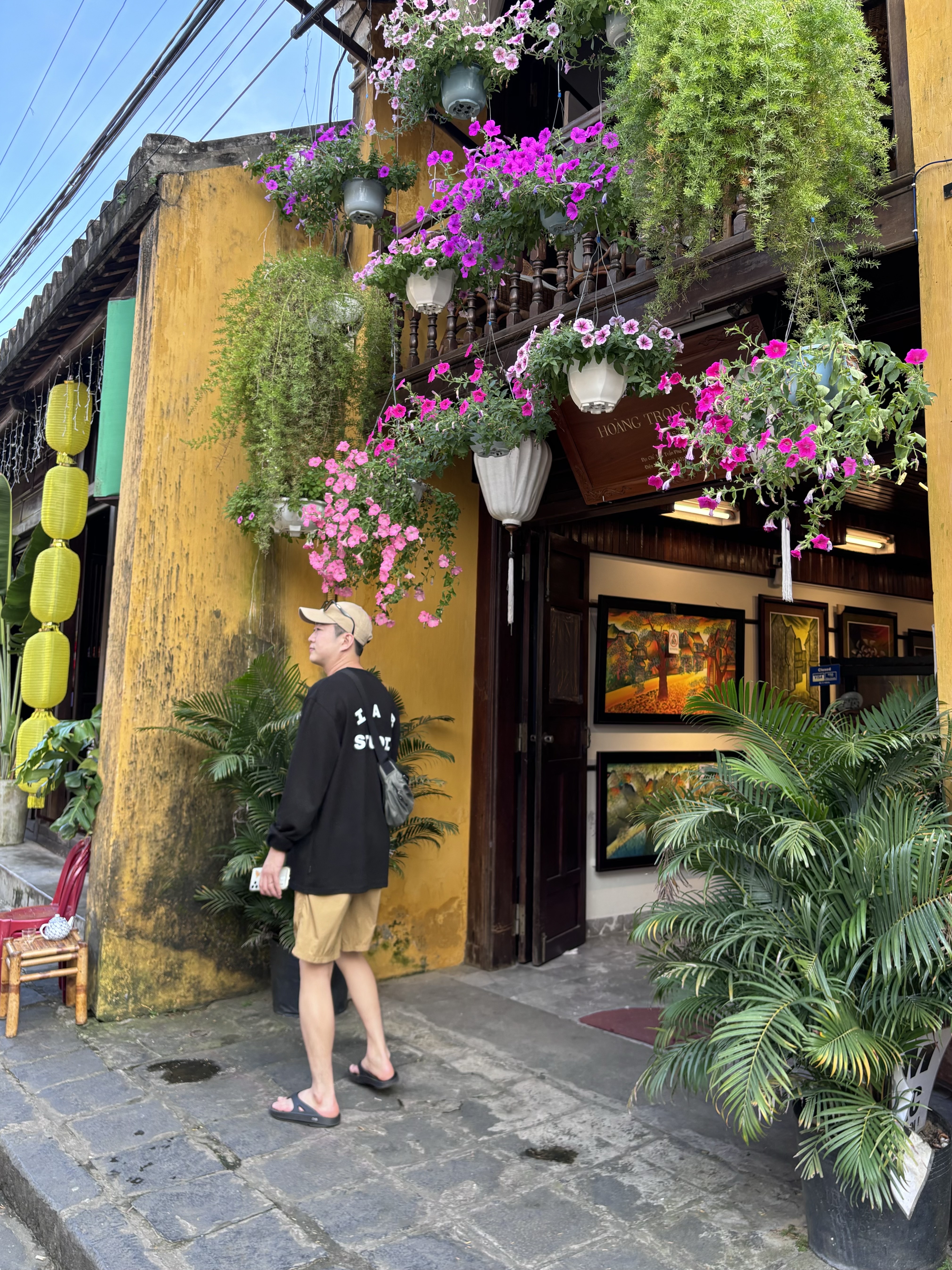 IAB Studio Long Sleeve Black - 23FW, Stussy Big Stock Nylon Shorts Gold 착용 스타일