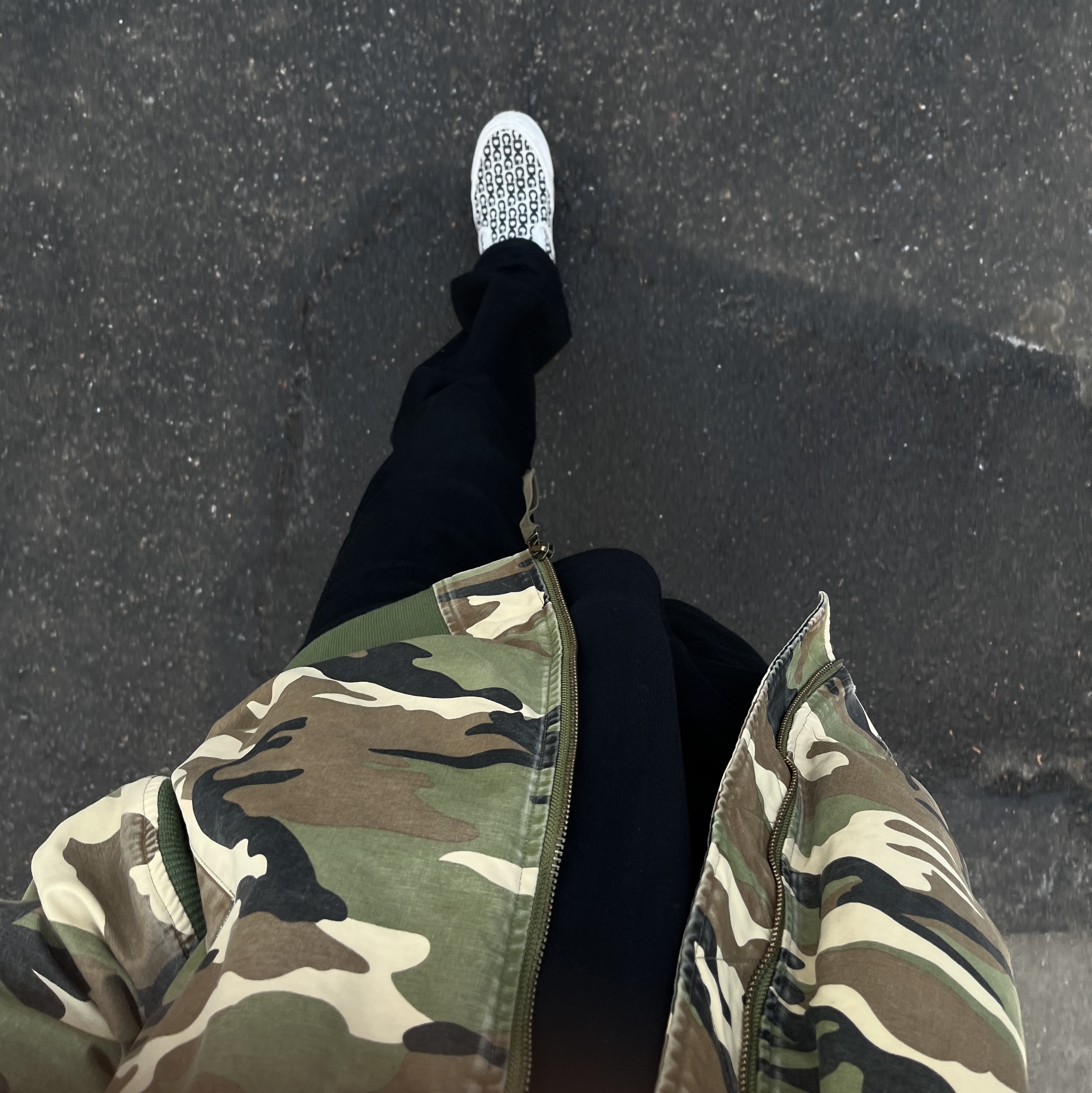Vans Vault x CDG Slip-On LX White 착용 스타일