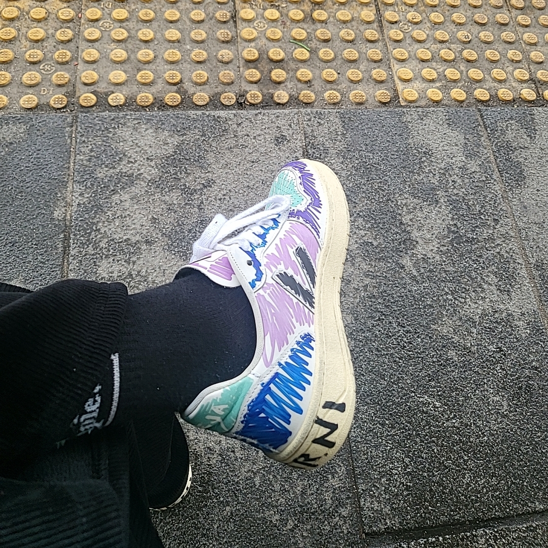 (W) Marni x Veja V-10 Dark Violet 착용 스타일