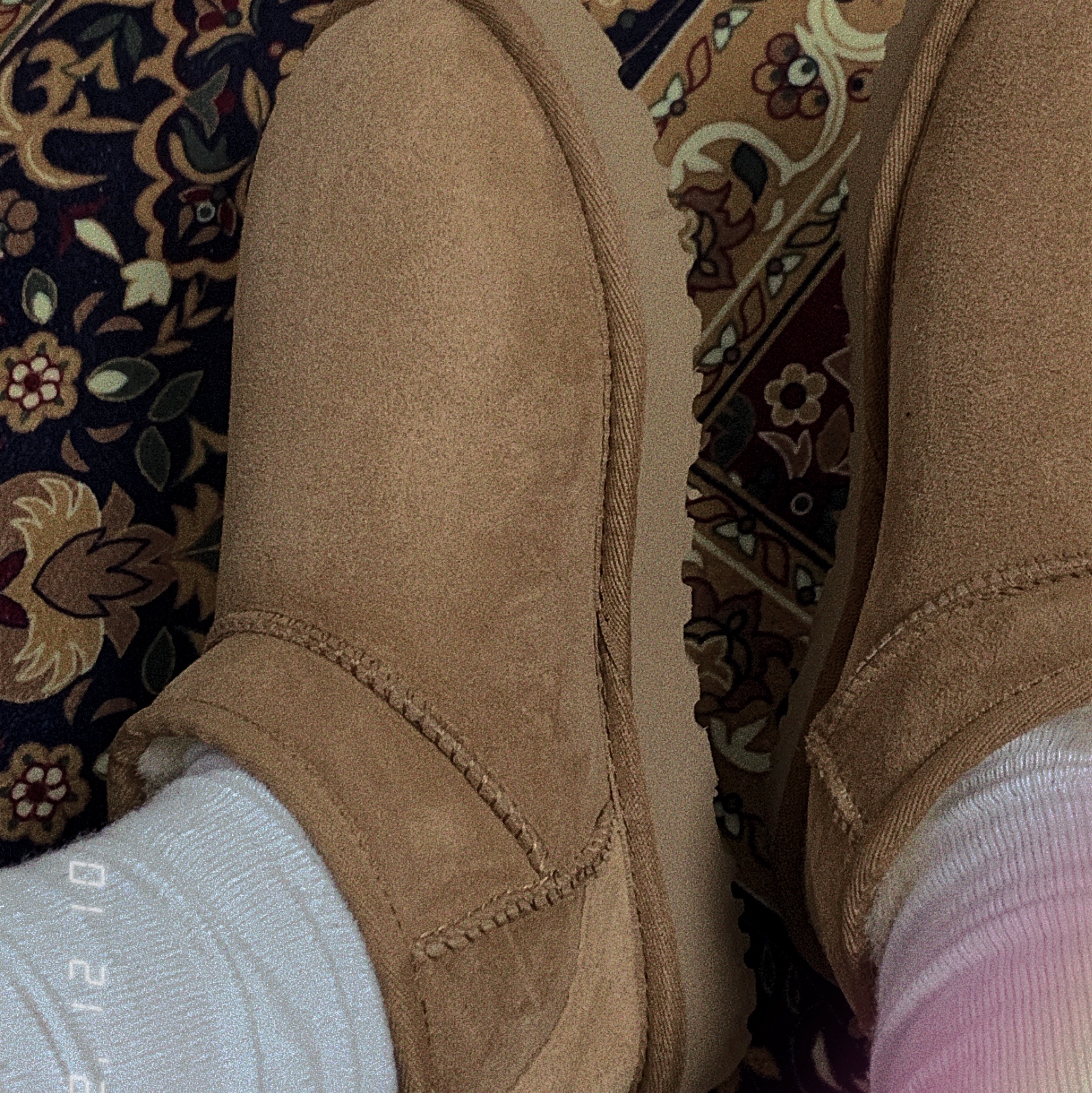(W) UGG Classic Ultra Mini Boots Chestnut 착용 스타일