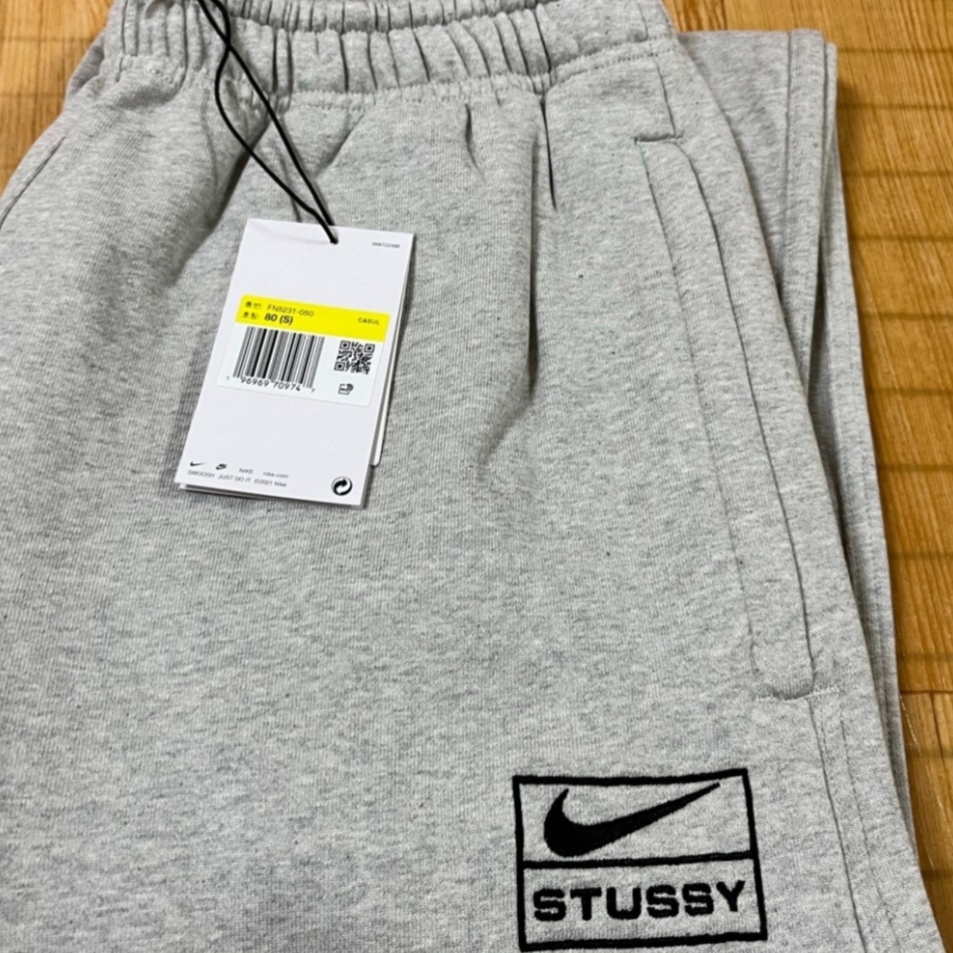 Nike x Stussy Fleece Pants Grey Heather (FN5231-050) 착용 스타일