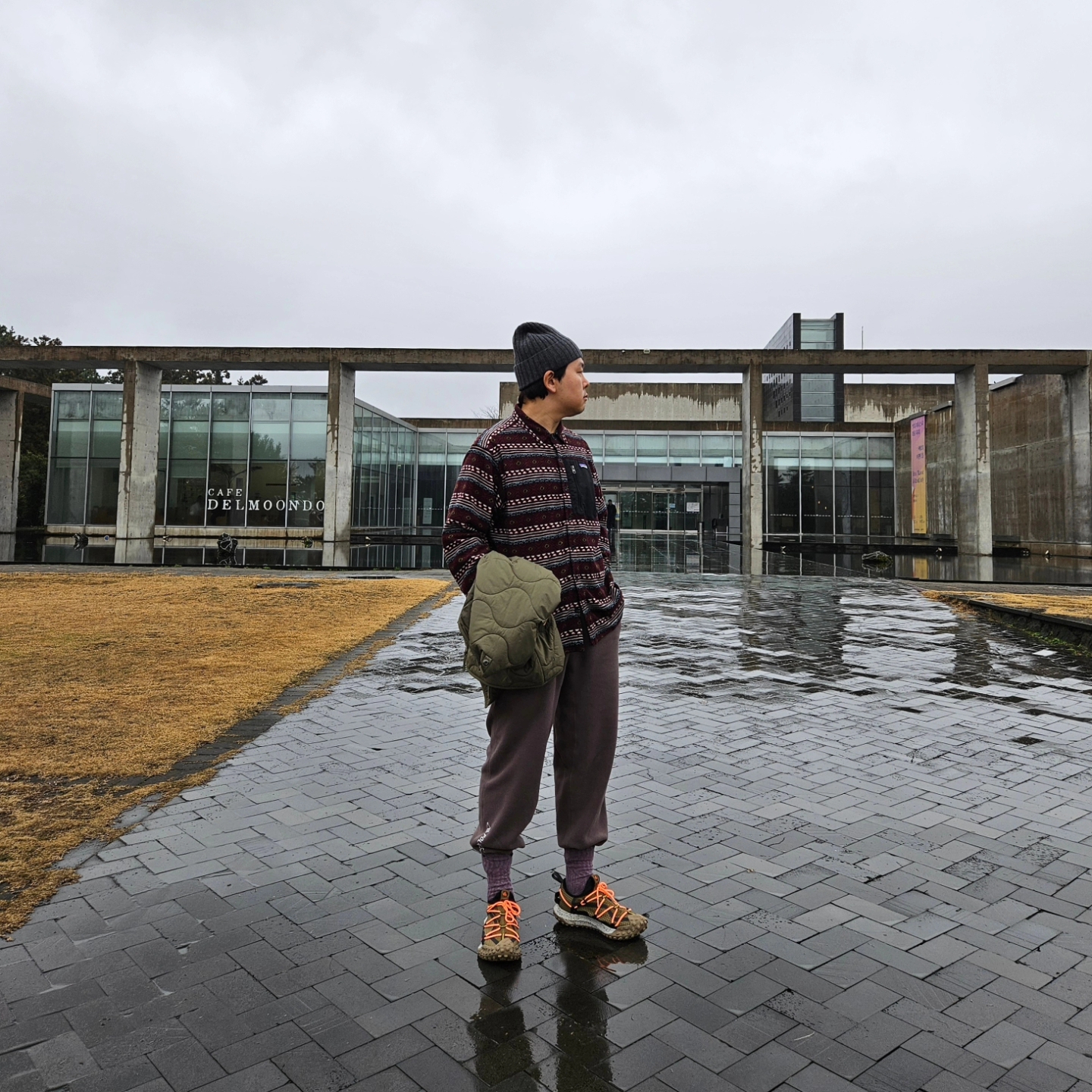 Nike ACG Mountain Fly Low Gore-Tex SE Hazel Rush, Nike ACG Polartec Wolf Tree Pants Ironstone - Asia 착용 스타일 - 3