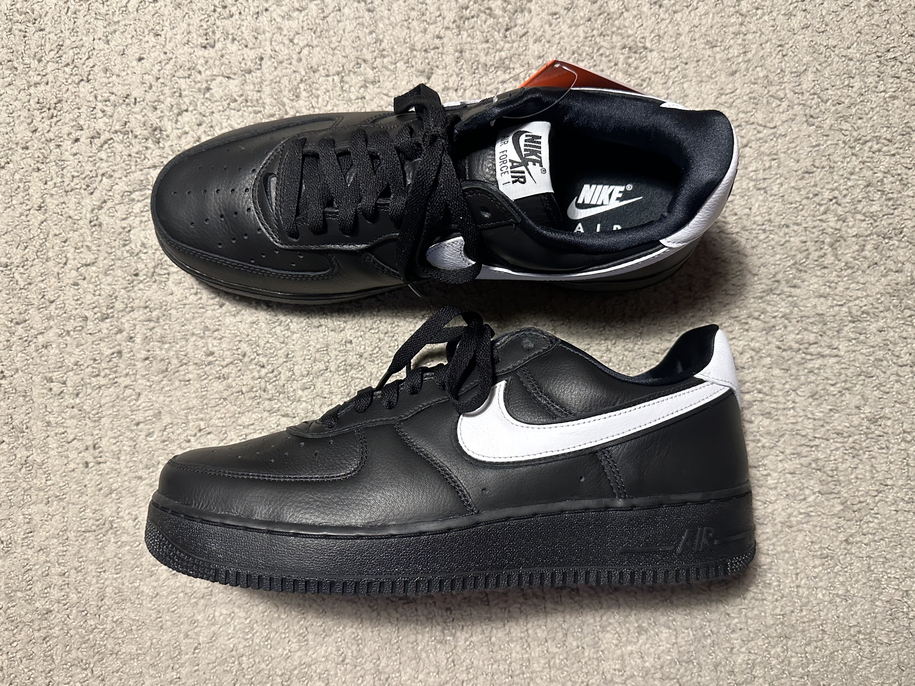 Nike Air Force 1 Low QS Black White 착용 스타일 - 4