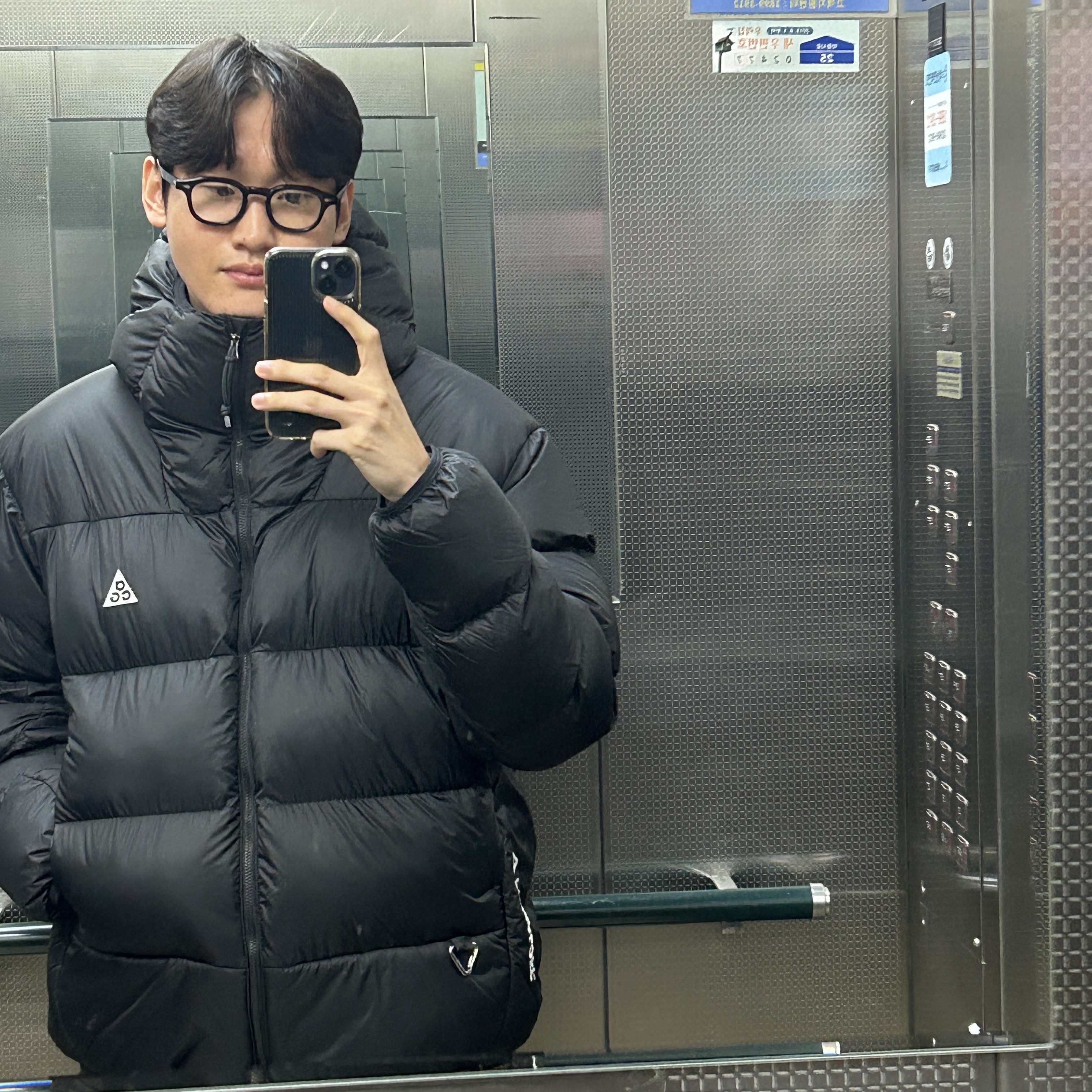 Nike ACG Therma-Fit ADV Lunar Lake Puffer Jacket Black - Asia 착용 스타일