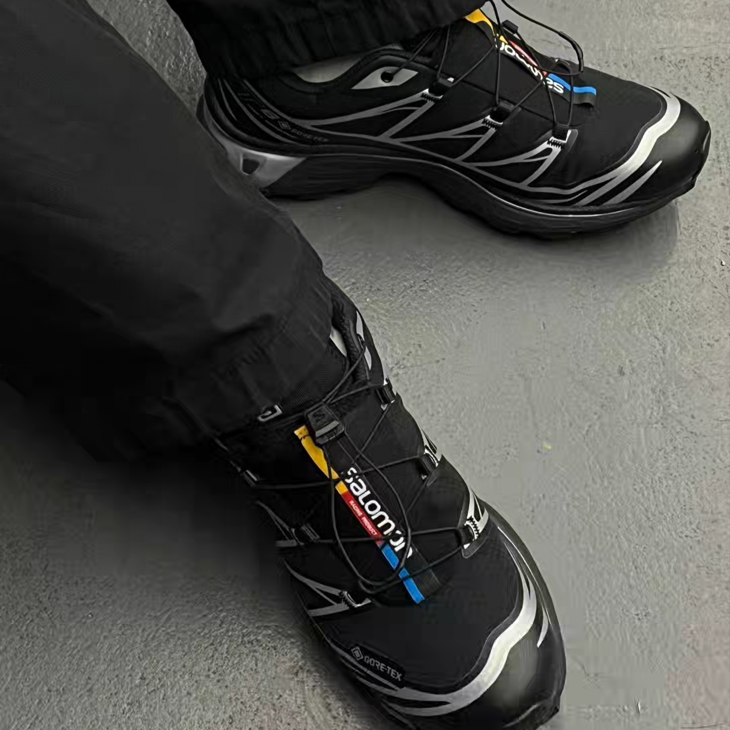 Salomon XT-6 GTX Black Silver 착용 스타일