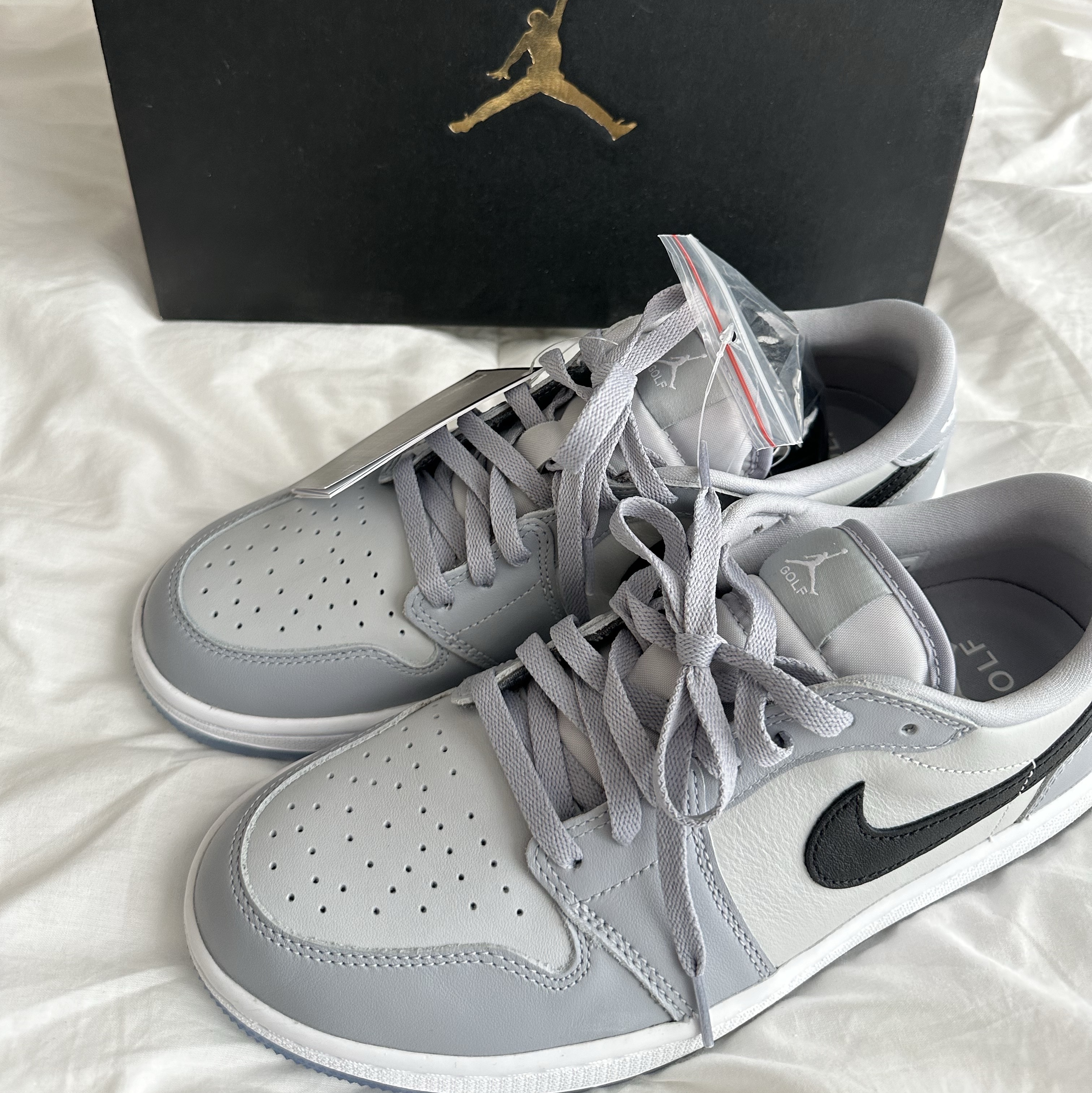 Jordan 1 Low Golf Wolf Grey 착용 스타일