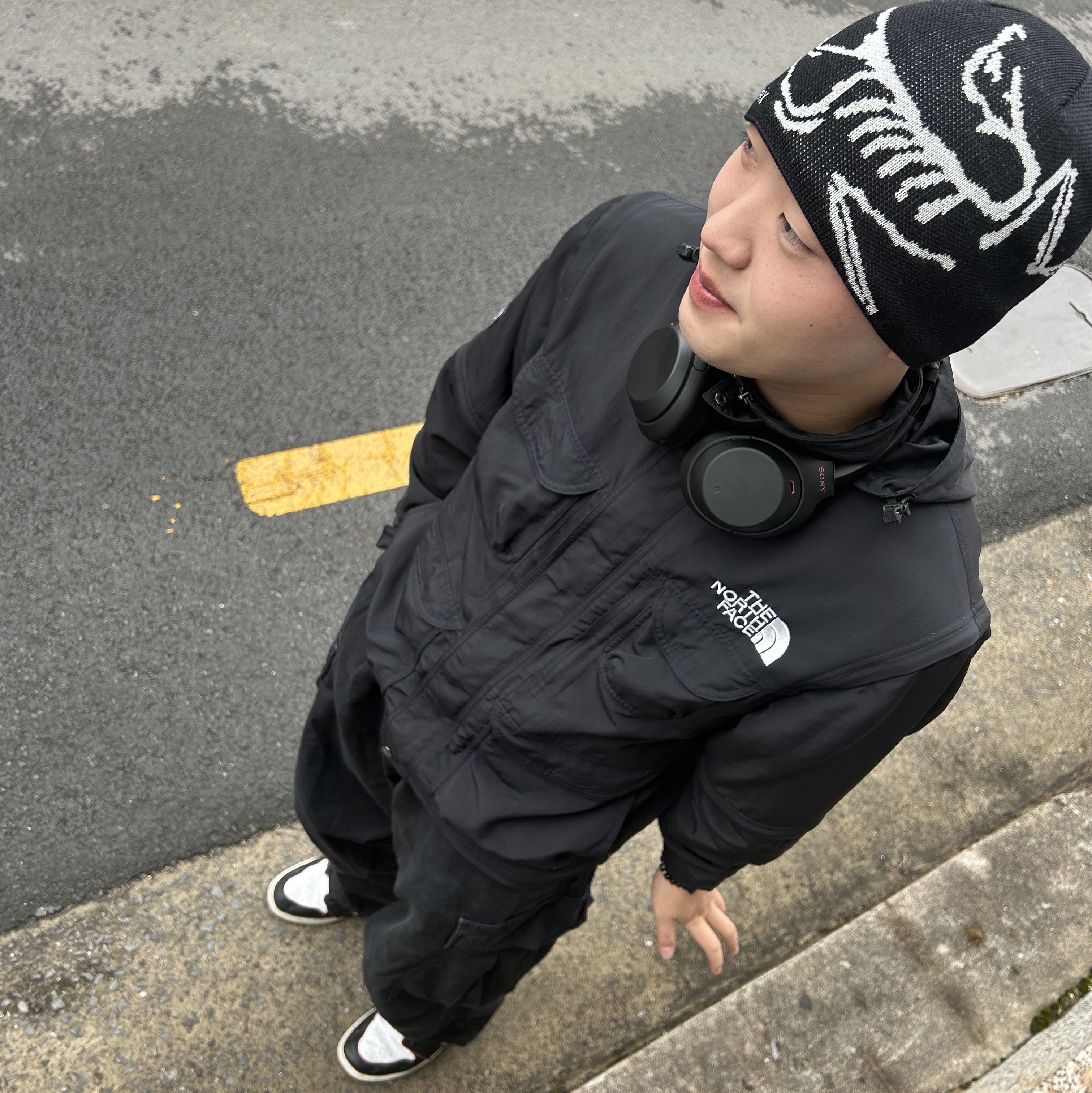 Arc'teryx Bird Head Toque Orca, Supreme x The North Face Trekking Convertible Jacket Black - 22SS 착용 스타일