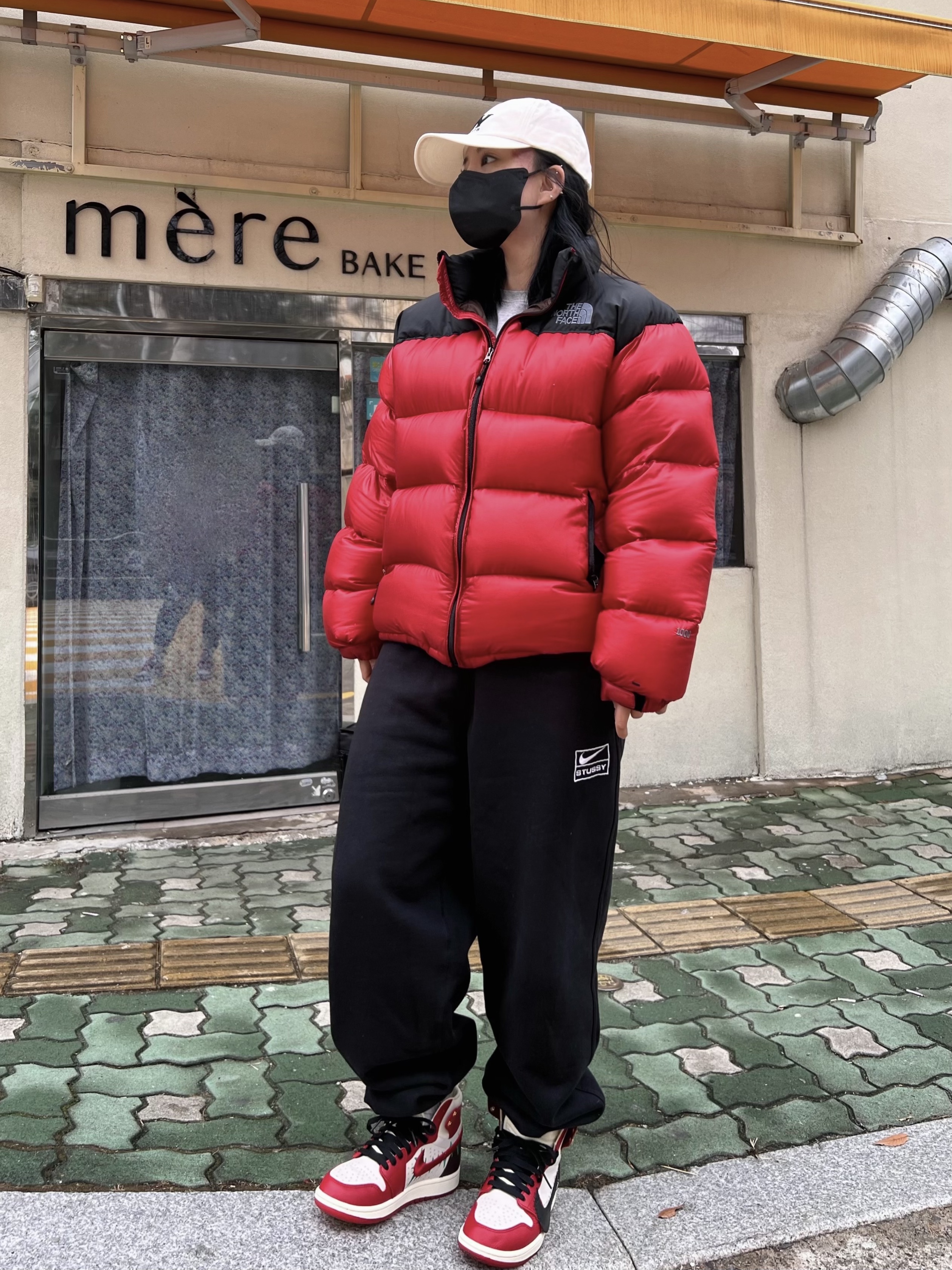 (W) Jordan 1 x Teyana Taylor Zoom CMFT 2 Gym Red, Wooyoungmi W Patch Ball Cap White - 23SS 착용 스타일