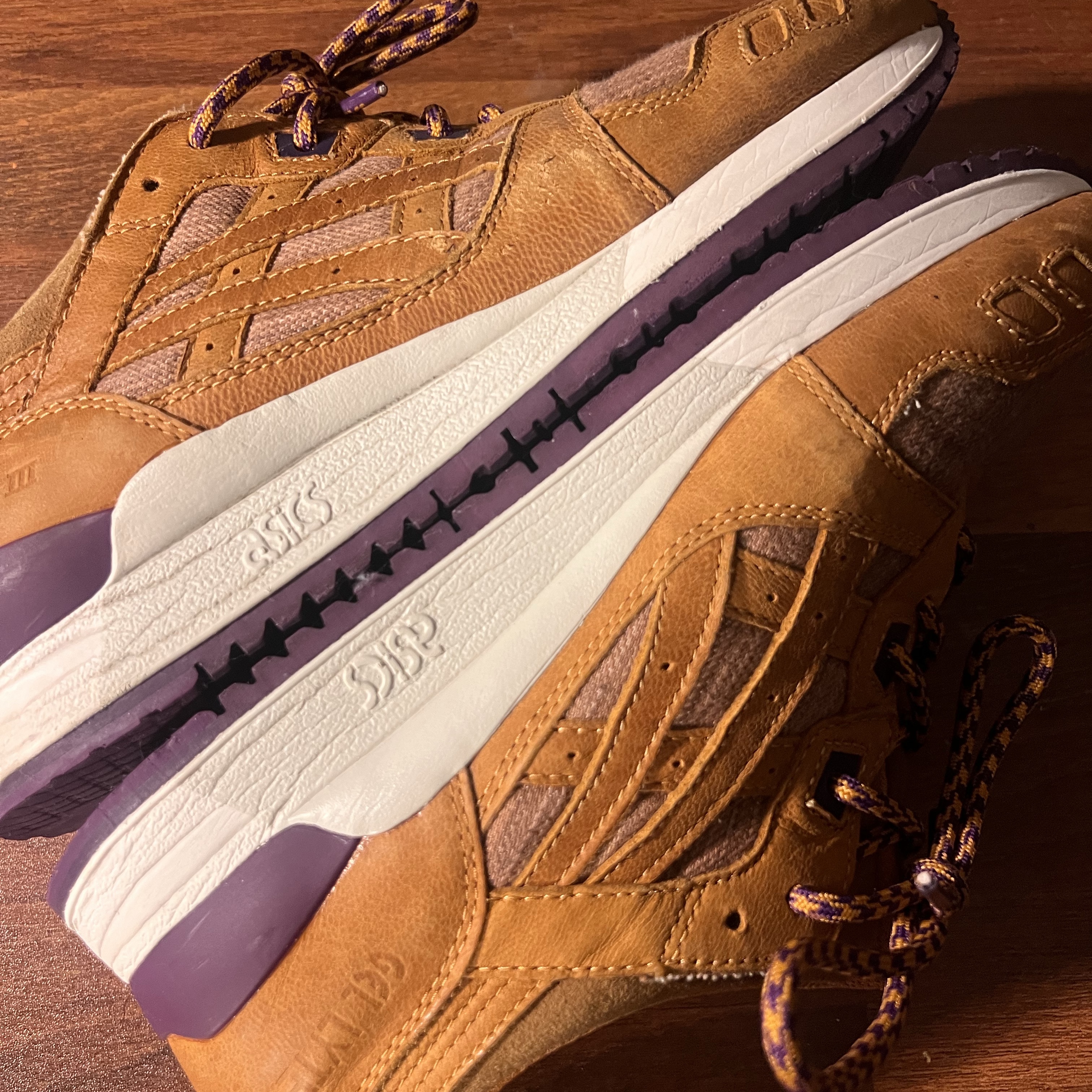 Asics Gel-Lyte III Kimono Tan 착용 스타일 - 2