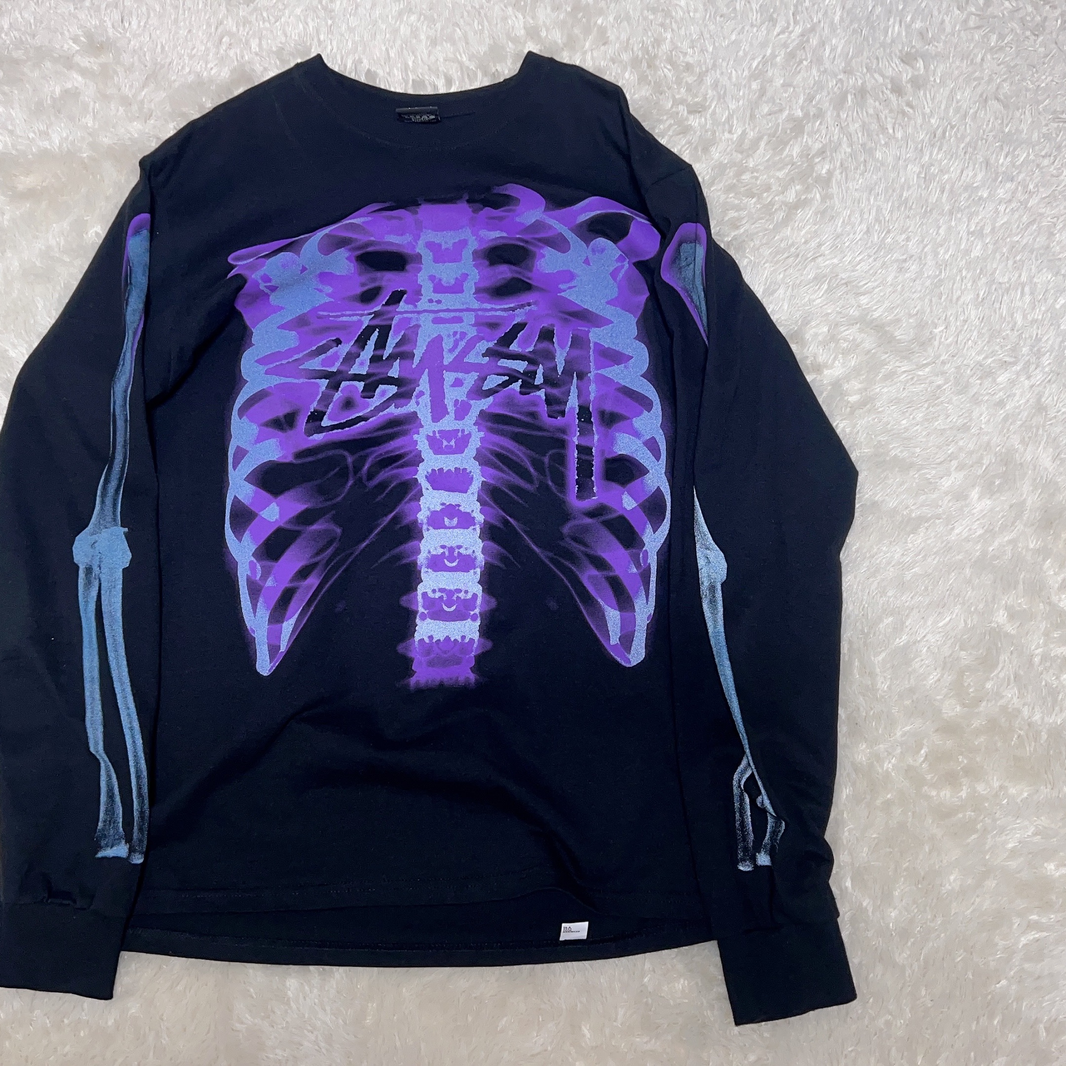 Stussy Rib Cage LS T-Shirt Black 착용 스타일