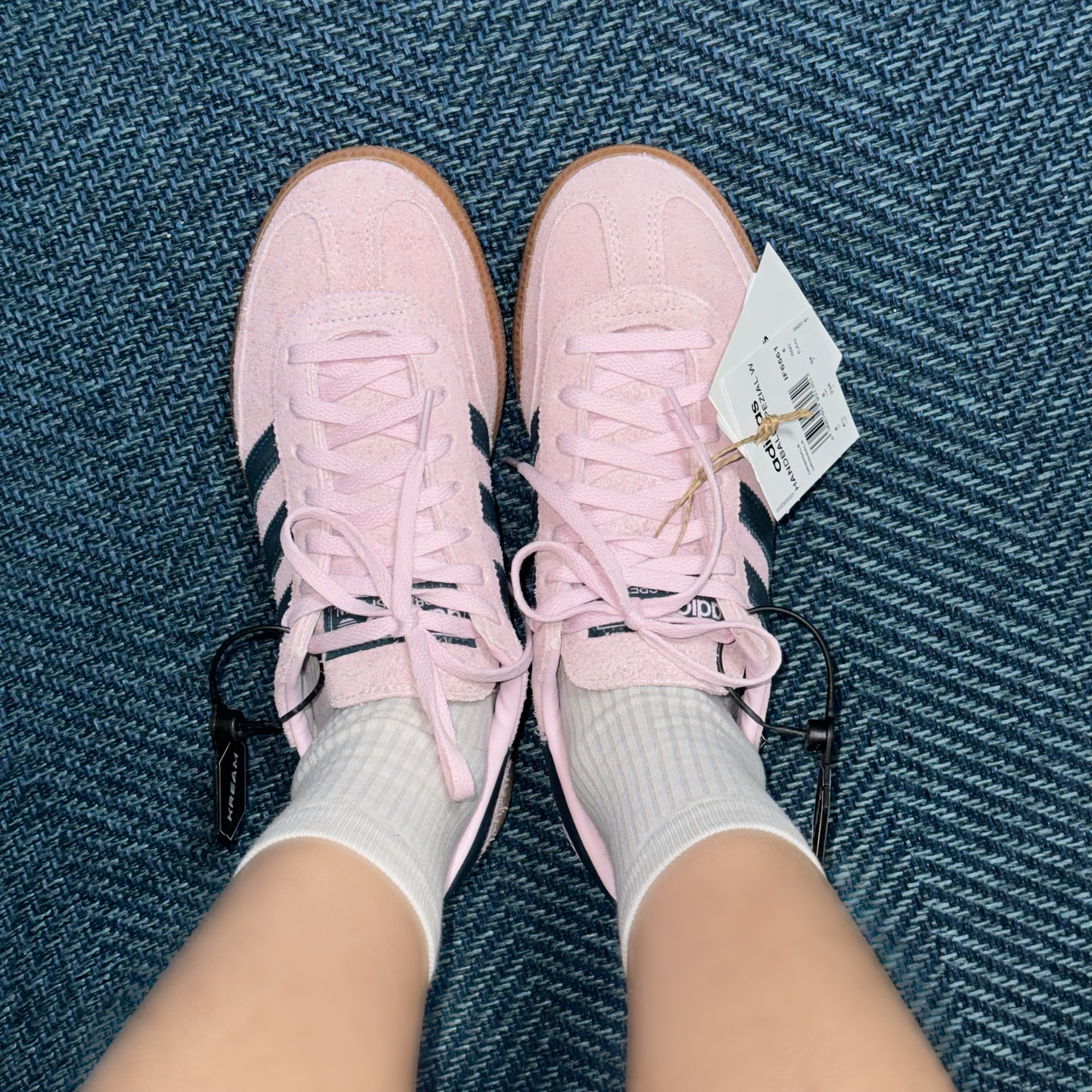 (W) Adidas Spezial Handball Clear Pink 착용 스타일 - 2