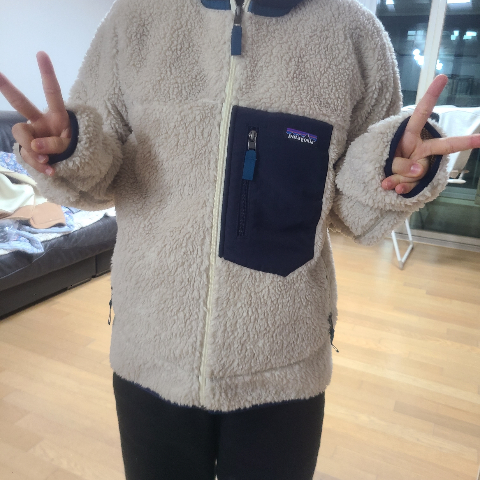 Patagonia Classic Retro-X Jacket Natural 착용 스타일 - 1