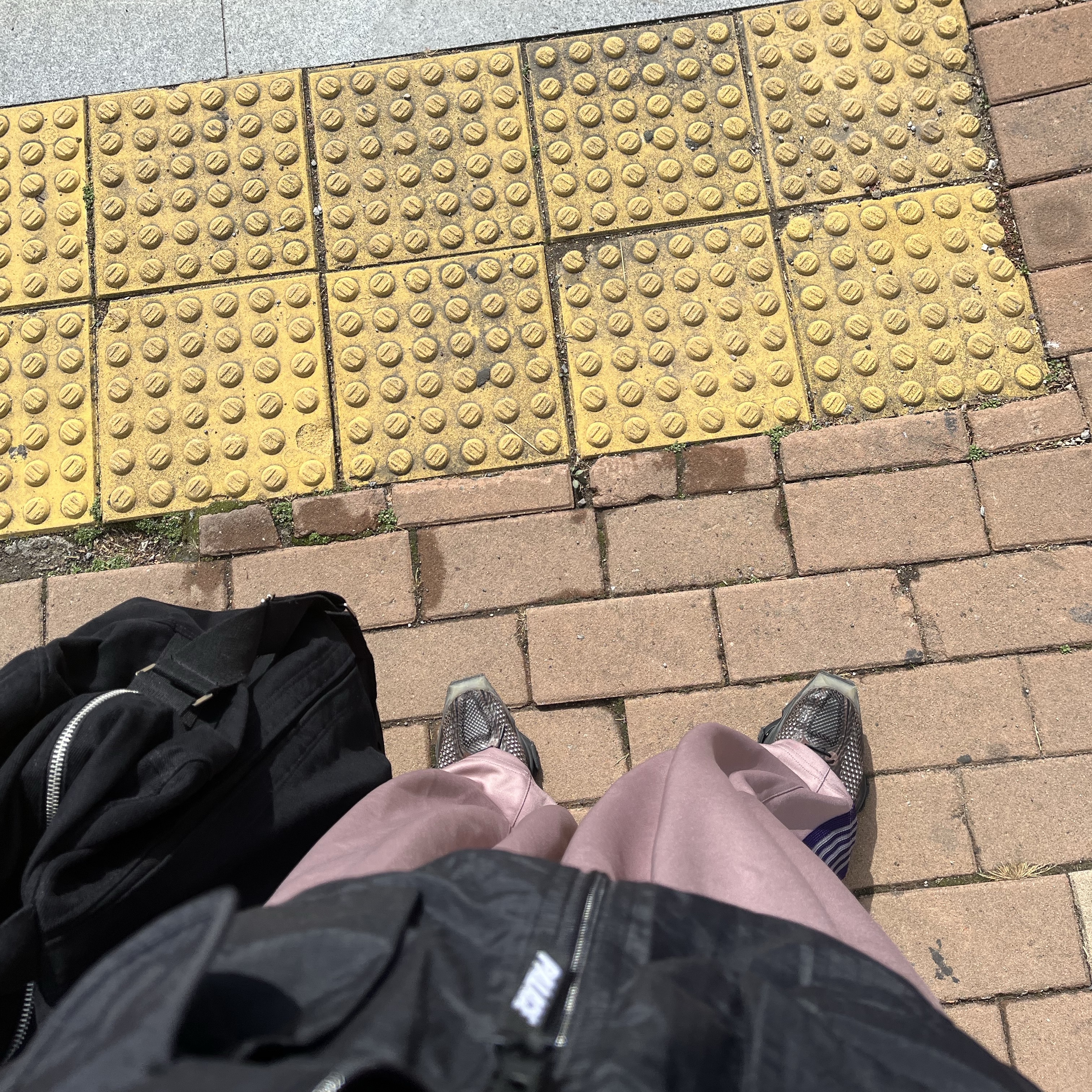 Palace Cordura RS Zip Off Jacket Black - 22FW, Nike x Matthew M Williams Zoom 004 Baroque Brown 착용 스타일