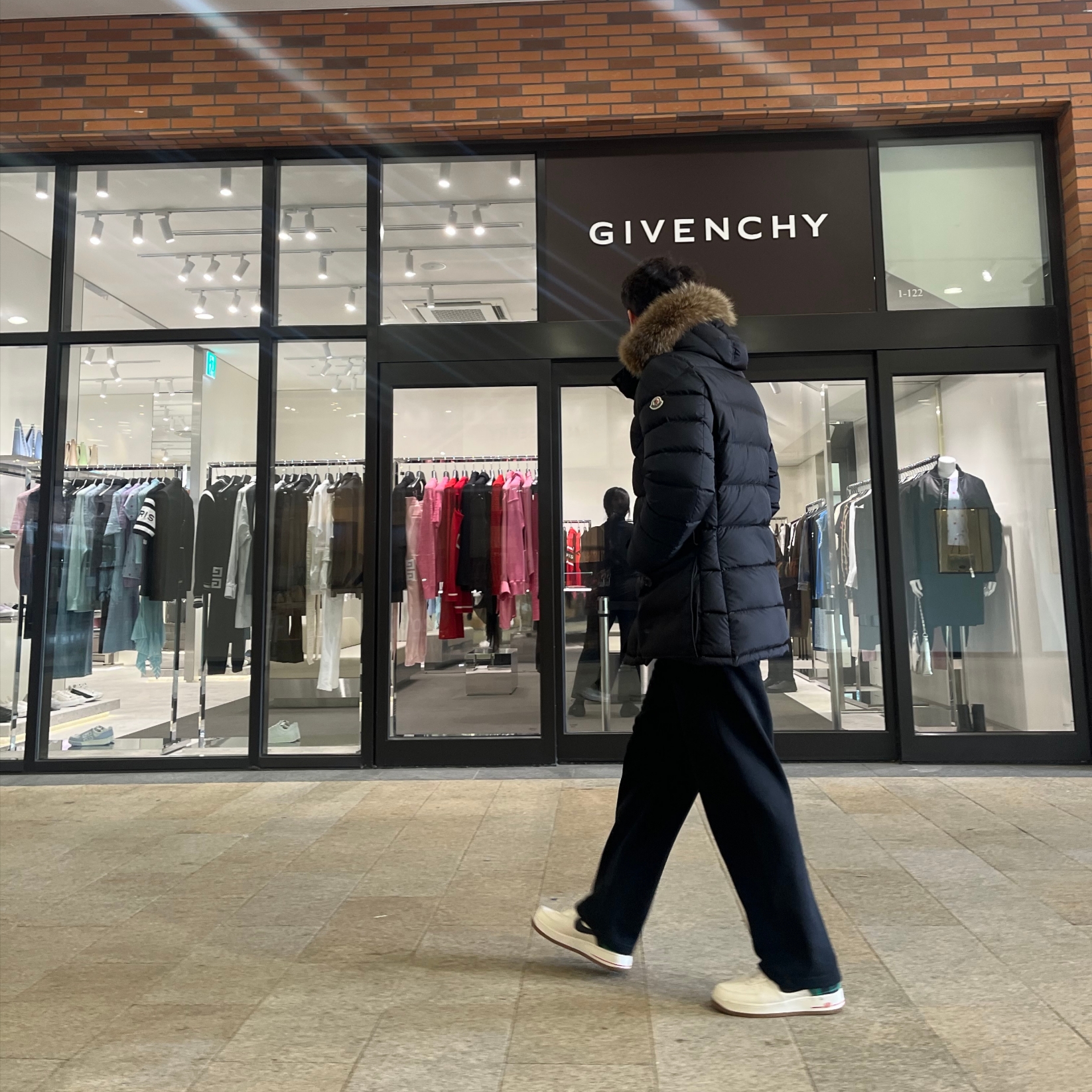 Moncler Cluny Long Down Jacket Black - 23FW 착용 스타일