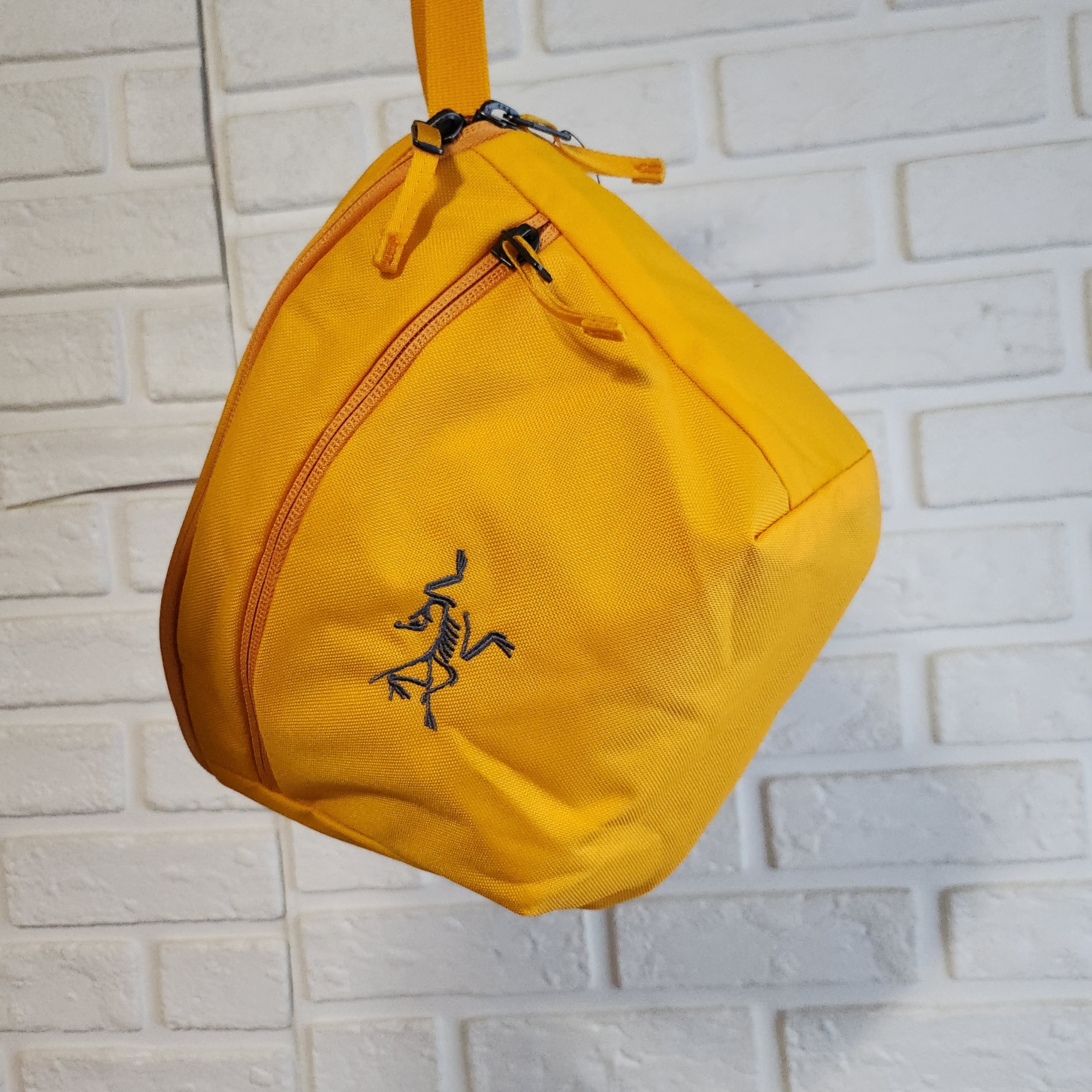 Arc'teryx Mantis 2 Waistpack Edziza 착용 스타일 - 2