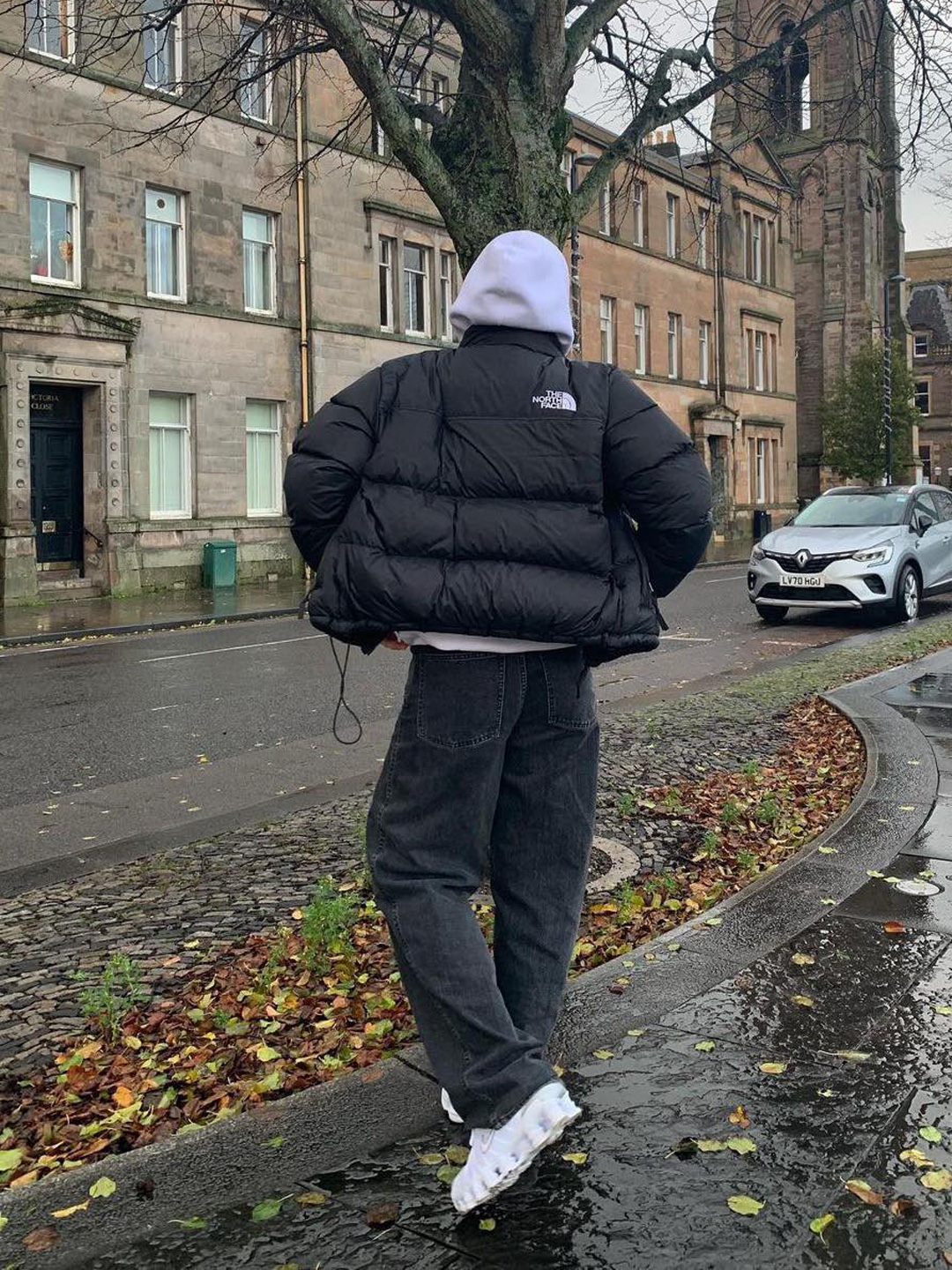 The North Face 1996 Eco Nuptse Jacket Black, (W) The North Face White Label Novelty Nuptse Down Jacket Black 착용 스타일 - 2