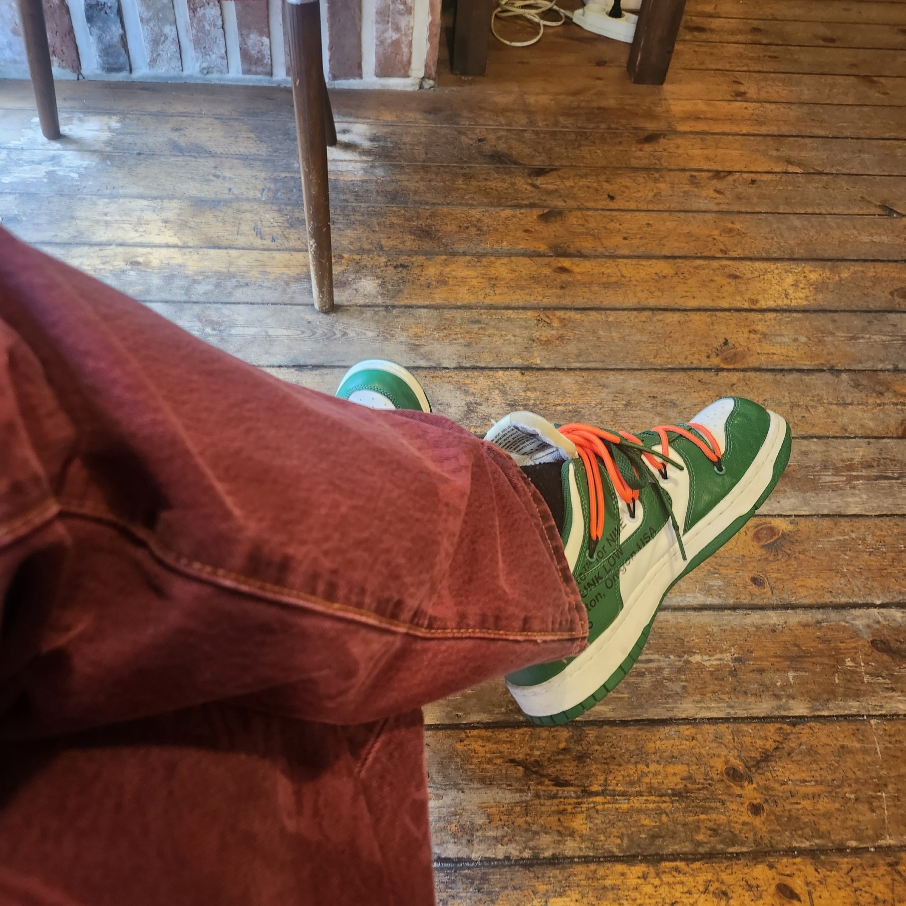 Nike x Off-White Dunk Low Pine Green, Stussy Worldwide Big OL' Jeans Fuchsia 착용 스타일 - 1