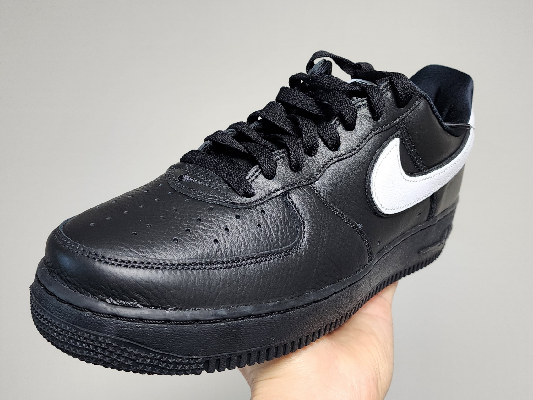 Nike Air Force 1 Low QS Black White 착용 스타일
