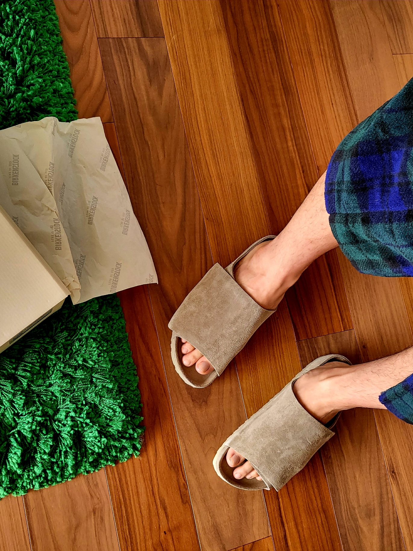 Fear of God x Birkenstock Los Feliz Suede Taupe 착용 스타일