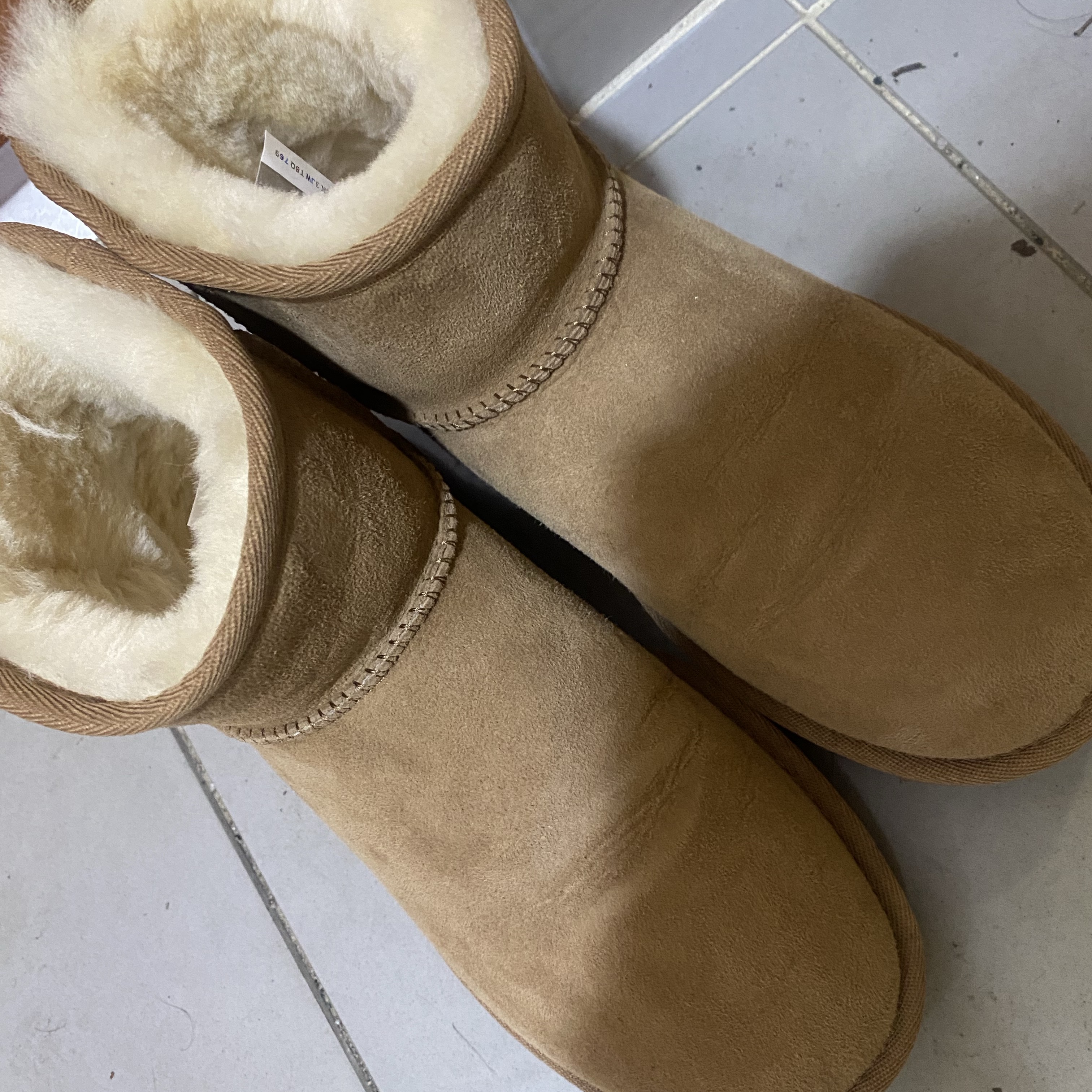 (W) UGG Classic Mini II Boots Chestnut 착용 스타일