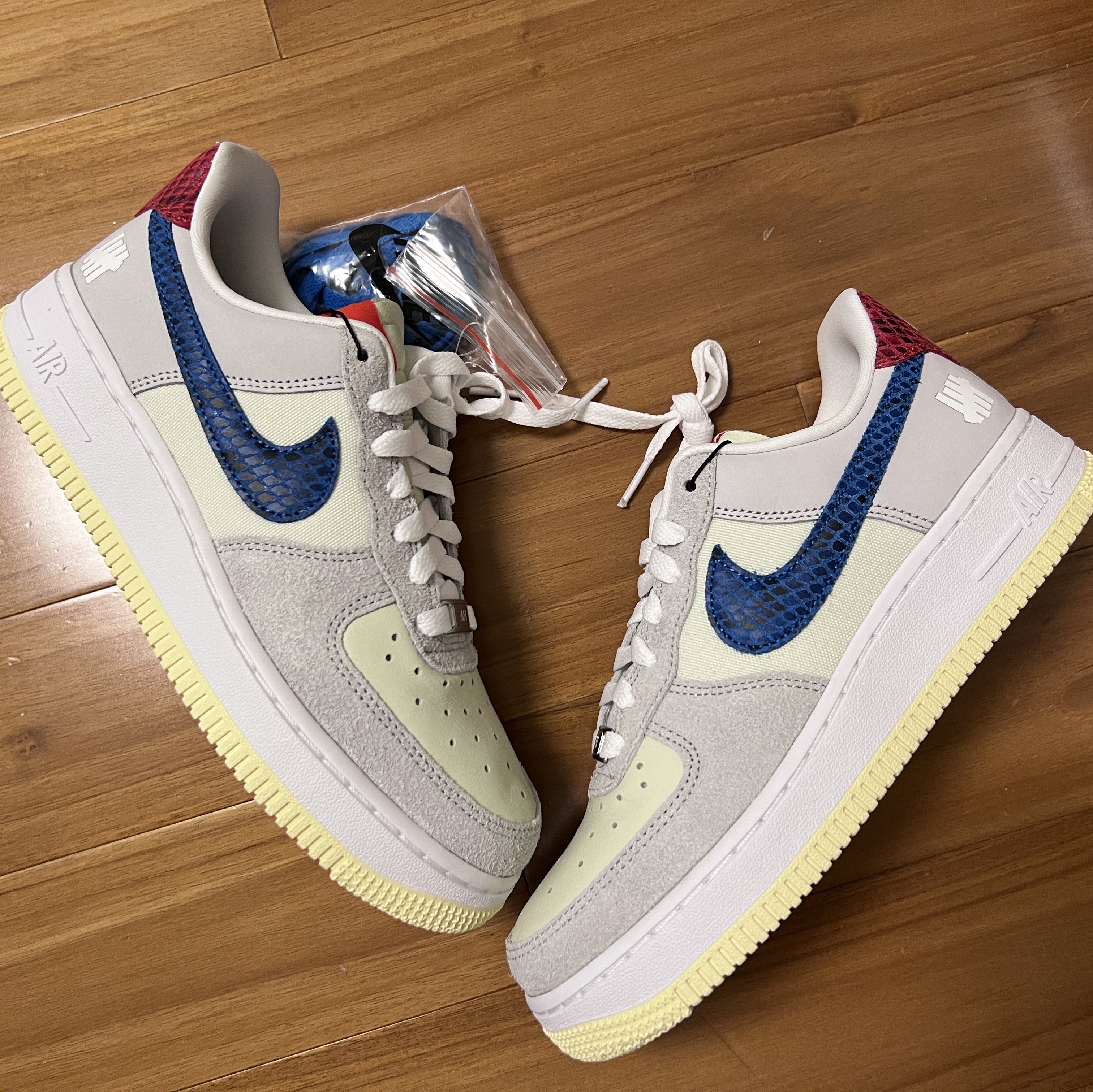 Nike x Undefeated Air Force 1 Low SP 5 On It 착용 스타일