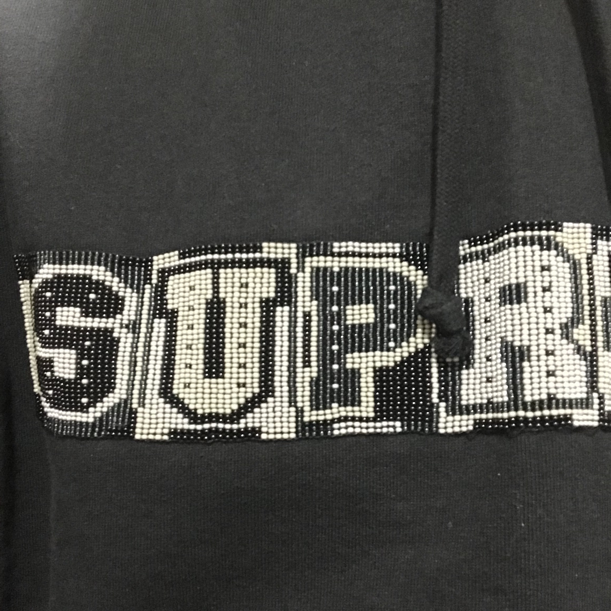 Supreme Beaded Hooded Sweatshirt Black - 23SS 착용 스타일