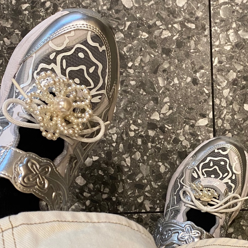 Asics x Cecilie Bahnsen GT-2160 White 착용 스타일 - 2