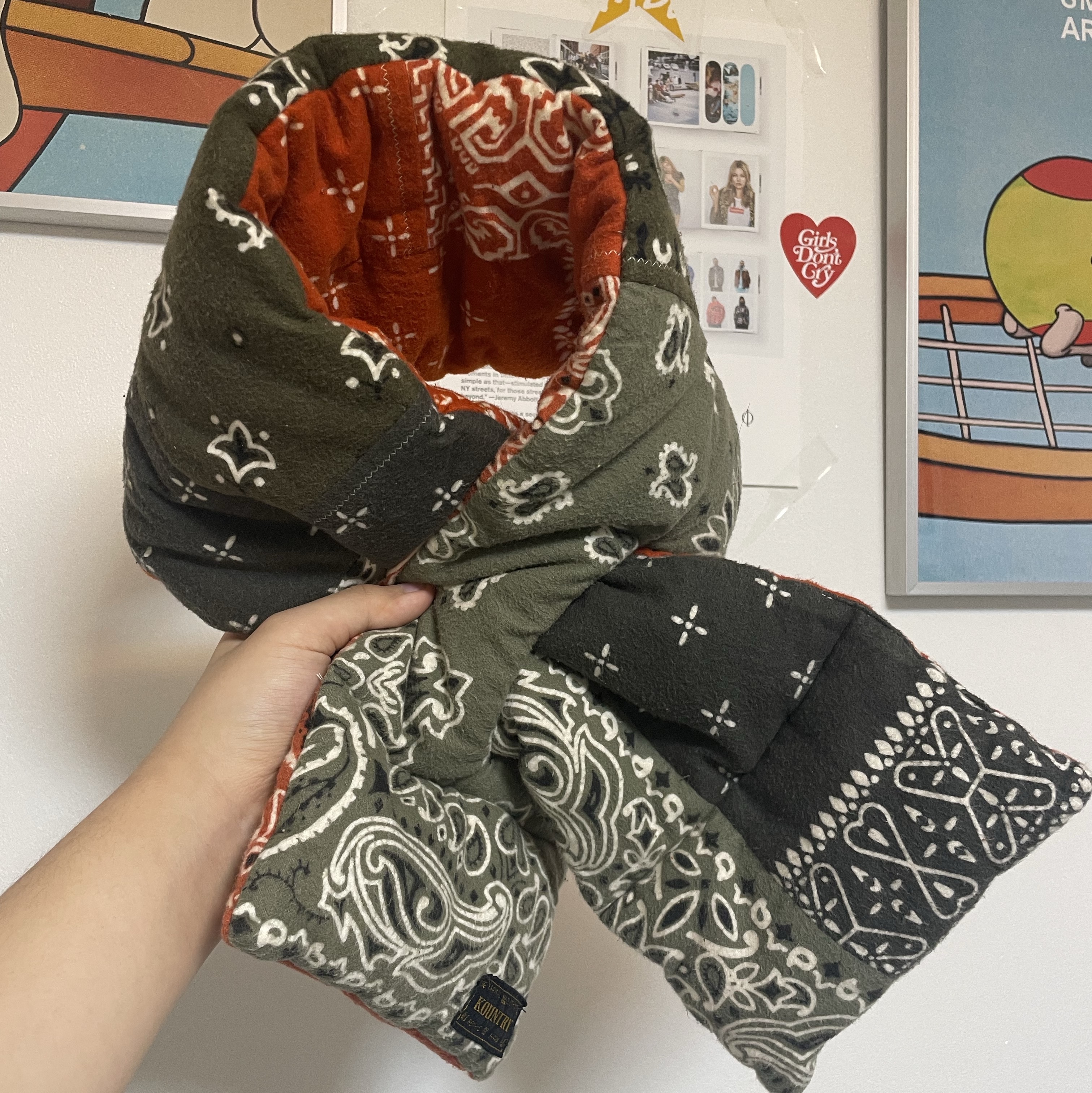 Kapital Flannel Bandana Pattern Reversible Kesa Muffler Khaki Orange 착용 스타일