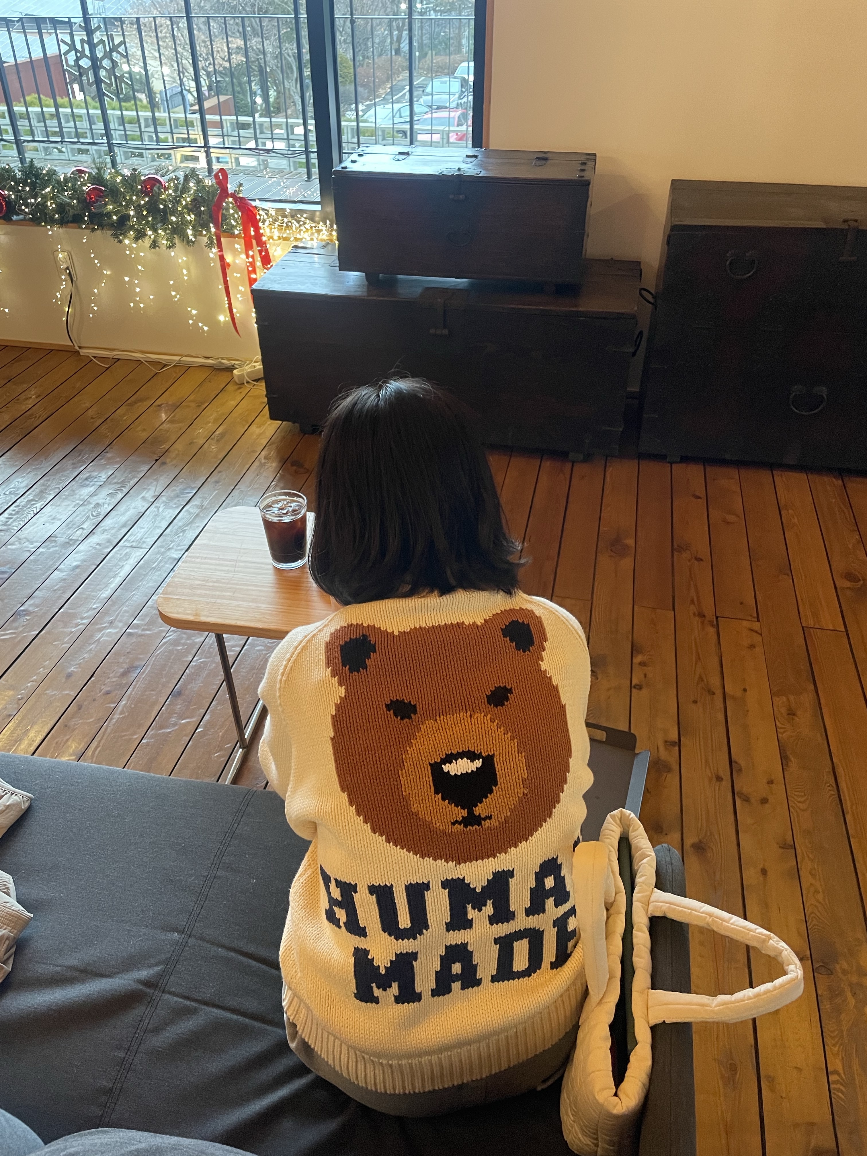 Human Made Bear Raglan Knit Sweater White 착용 스타일