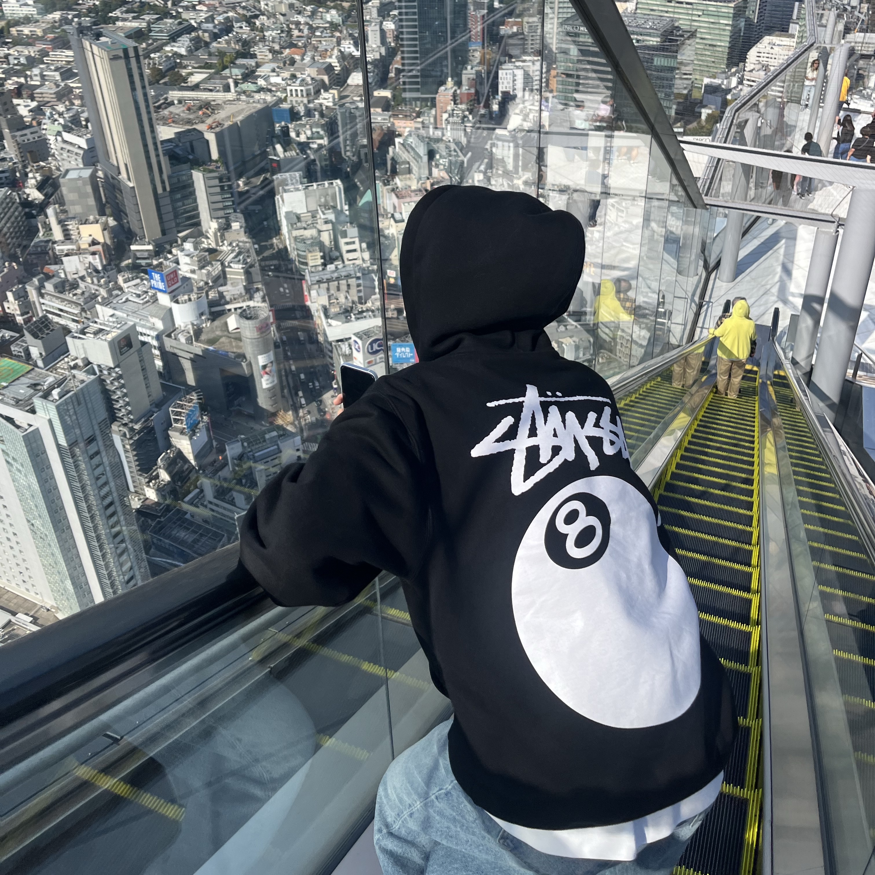 Stussy 8 Ball Hoodie Black - 21SS 착용 스타일 - 1