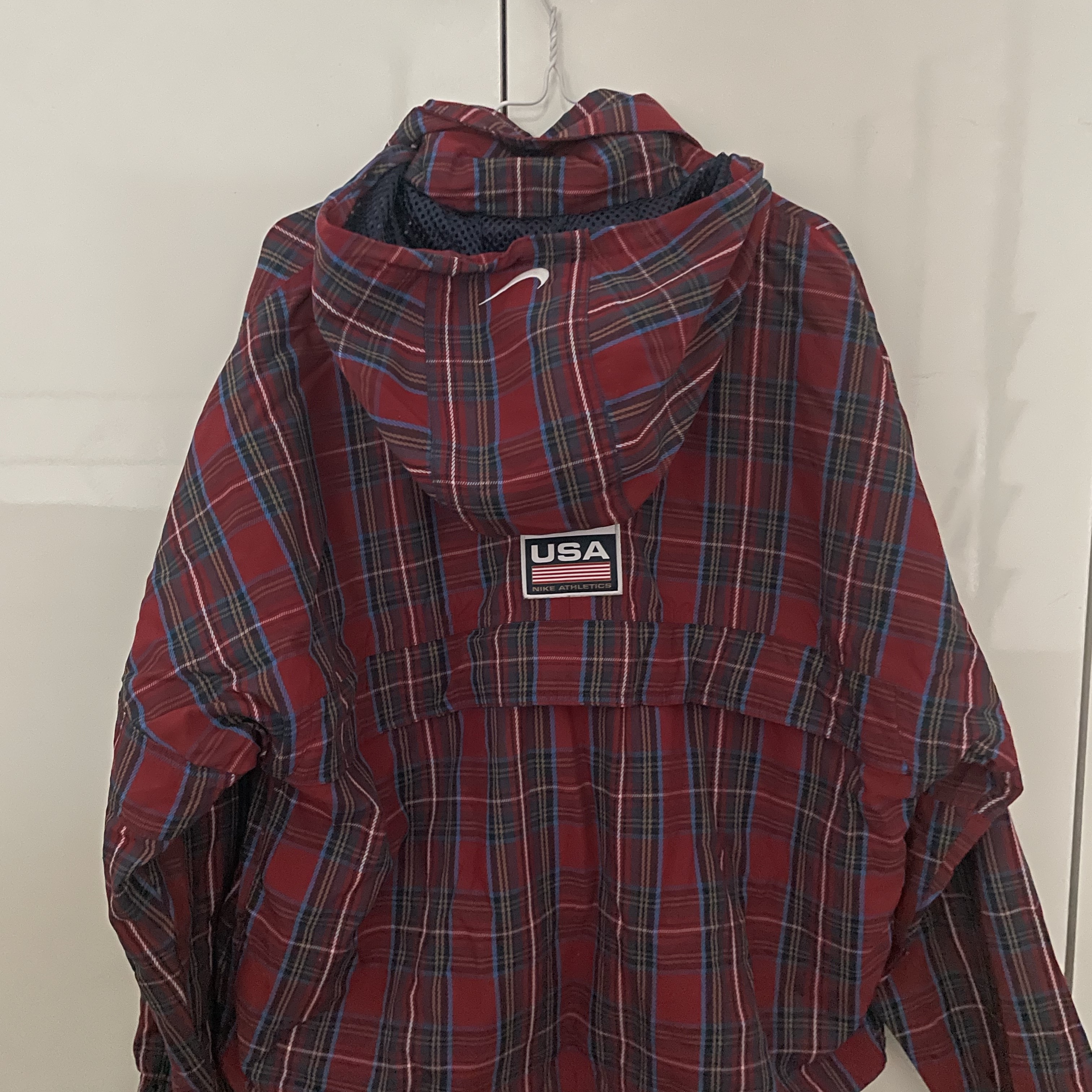 Nike Plaid Swoosh Stripe Jacket 착용 스타일 - 4