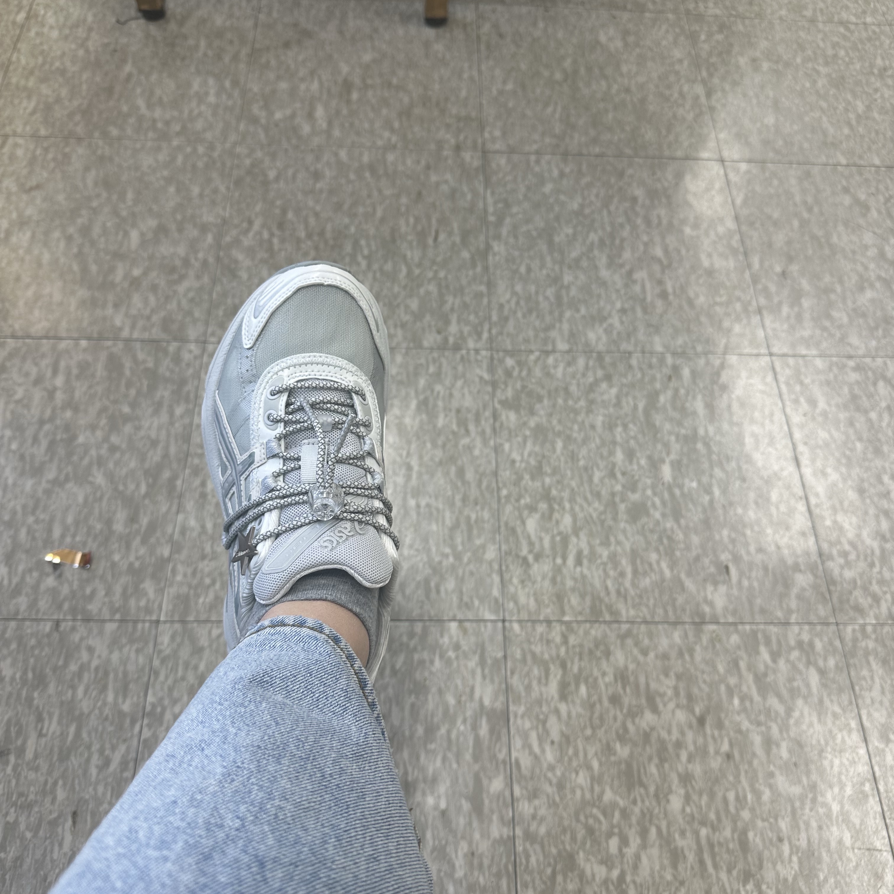 Asics x Atmos x Ojos Gel-1130 RE Glacier Grey Pure Silver 착용 스타일