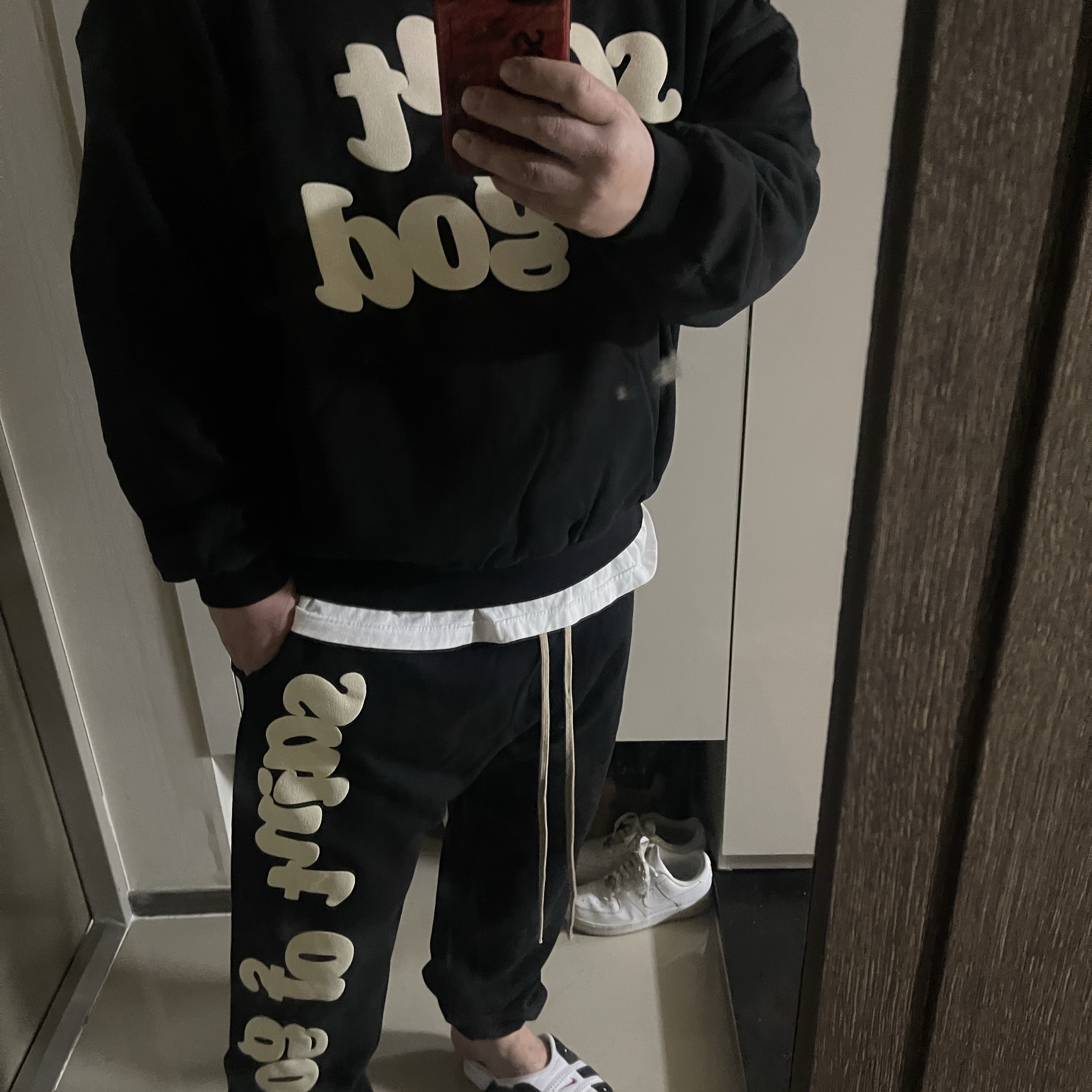 Fear of God x Saint Mxxxxxx Saint of God Hoodie Black, Fear of God x Saint Mxxxxxx Saint of God Sweatpant Black 착용 스타일