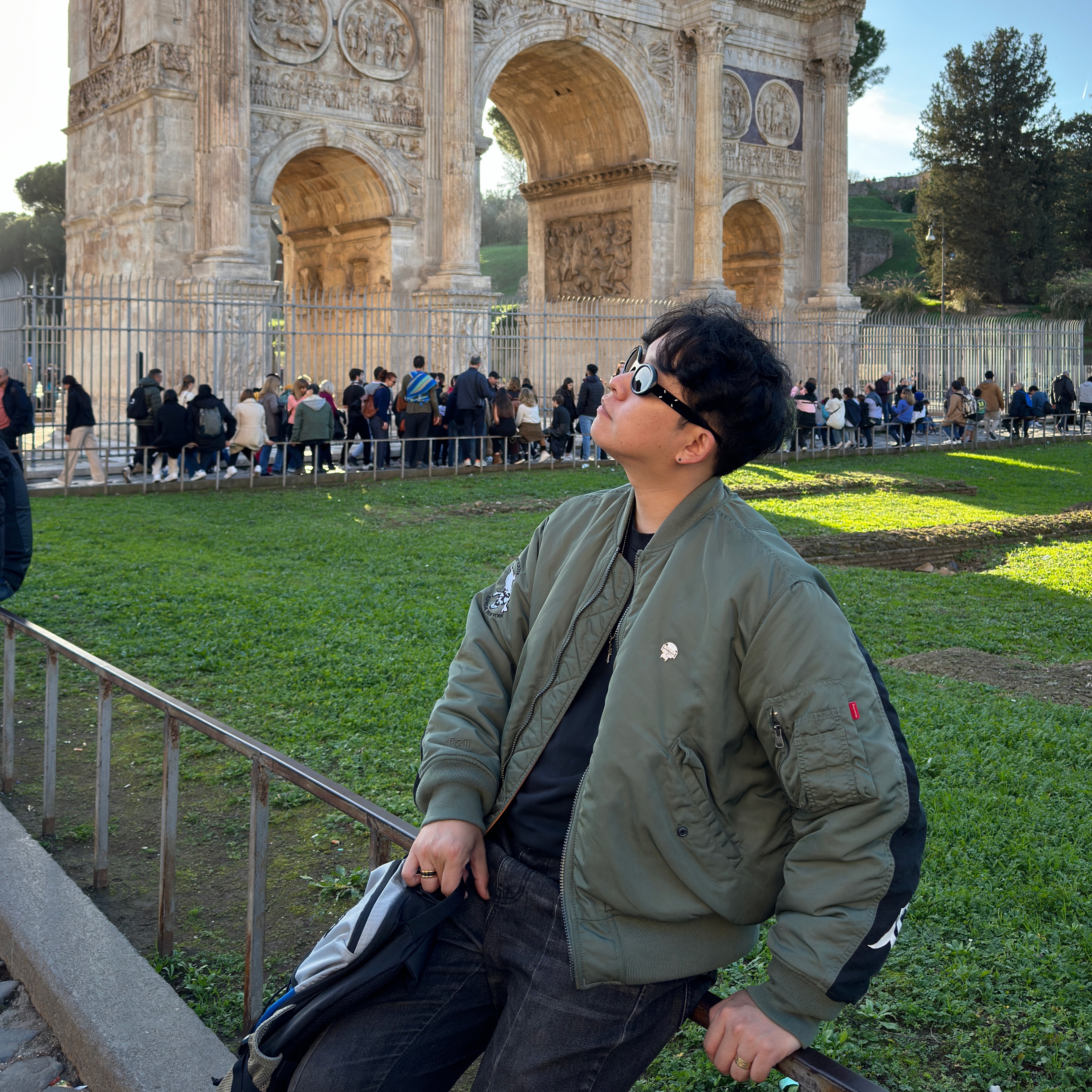 Supreme x Bounty Hunter MA-1 Jacket Olive - 23FW, Gentle Monster x Maison Margiela MM005 Black Black 착용 스타일