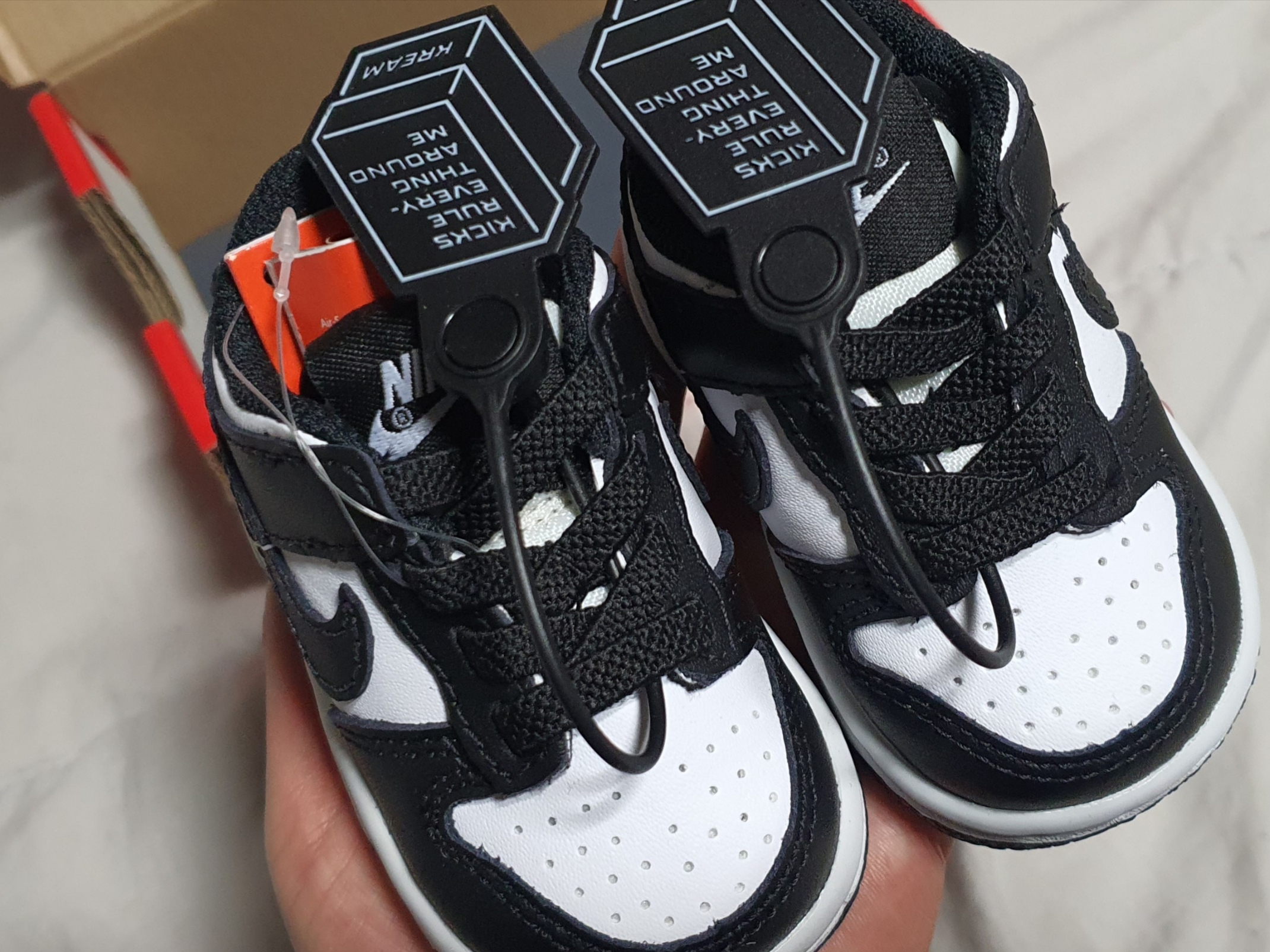 (TD) Nike Dunk Low Black 착용 스타일 - 3