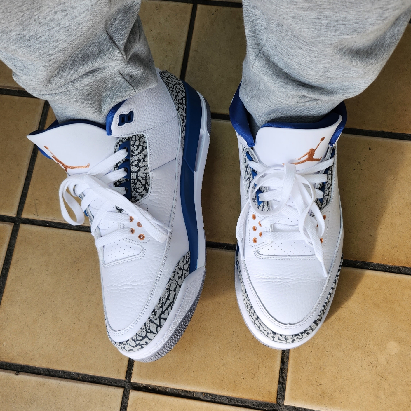 Jordan 3 Retro True Blue and Copper 착용 스타일