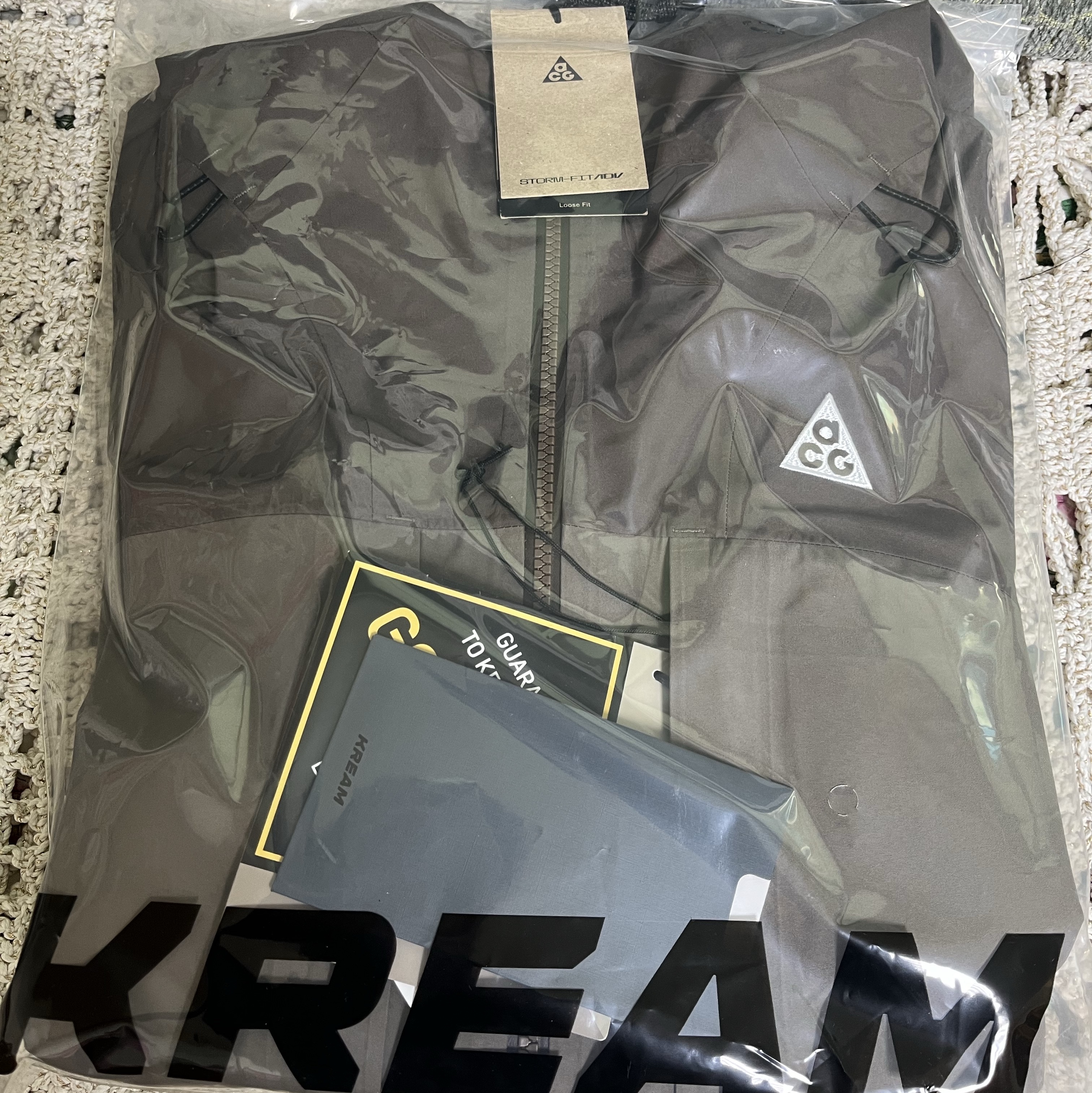Nike ACG Storm-Fit ADV Gore-Tex Misery Ridge Jacket Iron Stone - Asia 착용 스타일