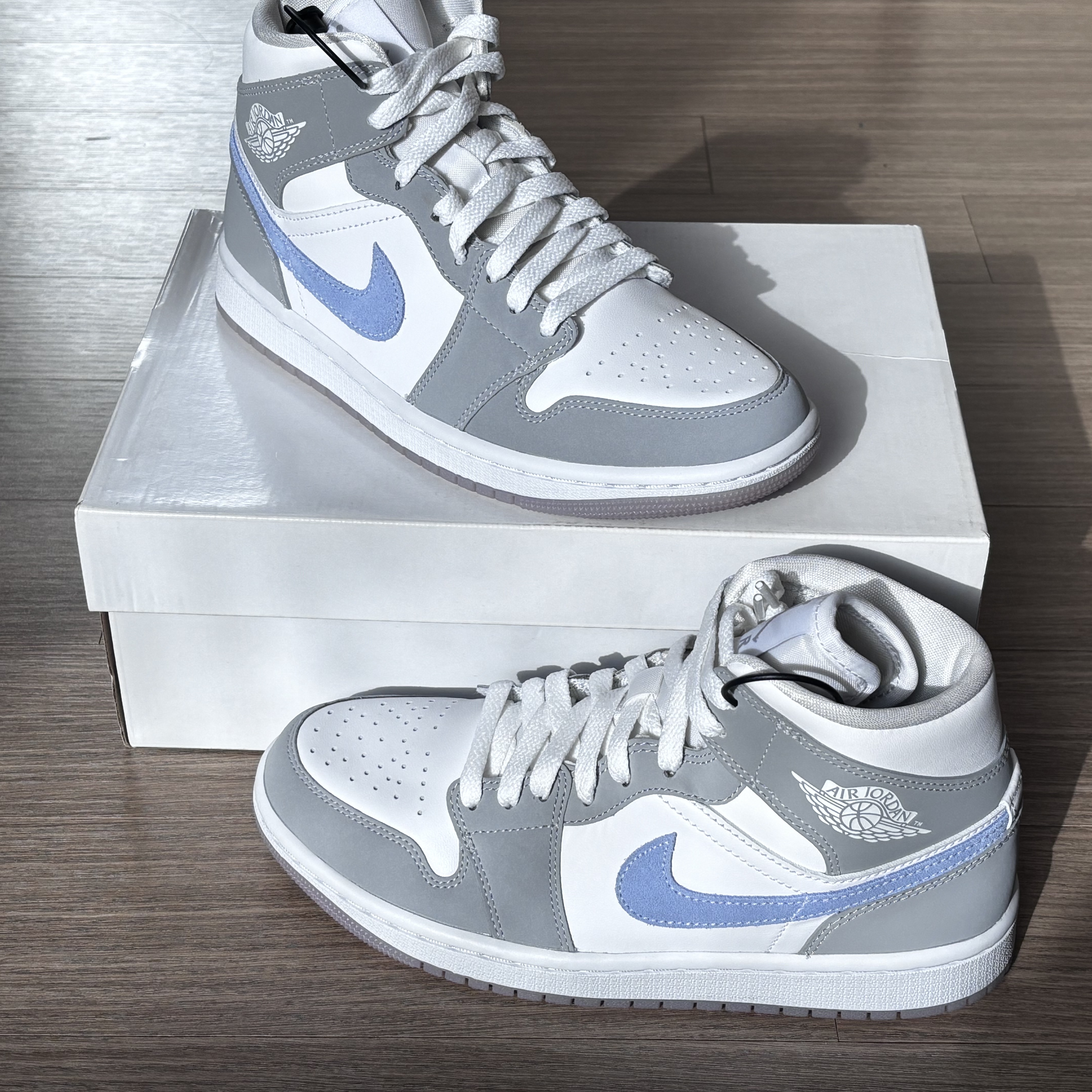 (W) Jordan 1 Mid Wolf Grey 착용 스타일 - 2