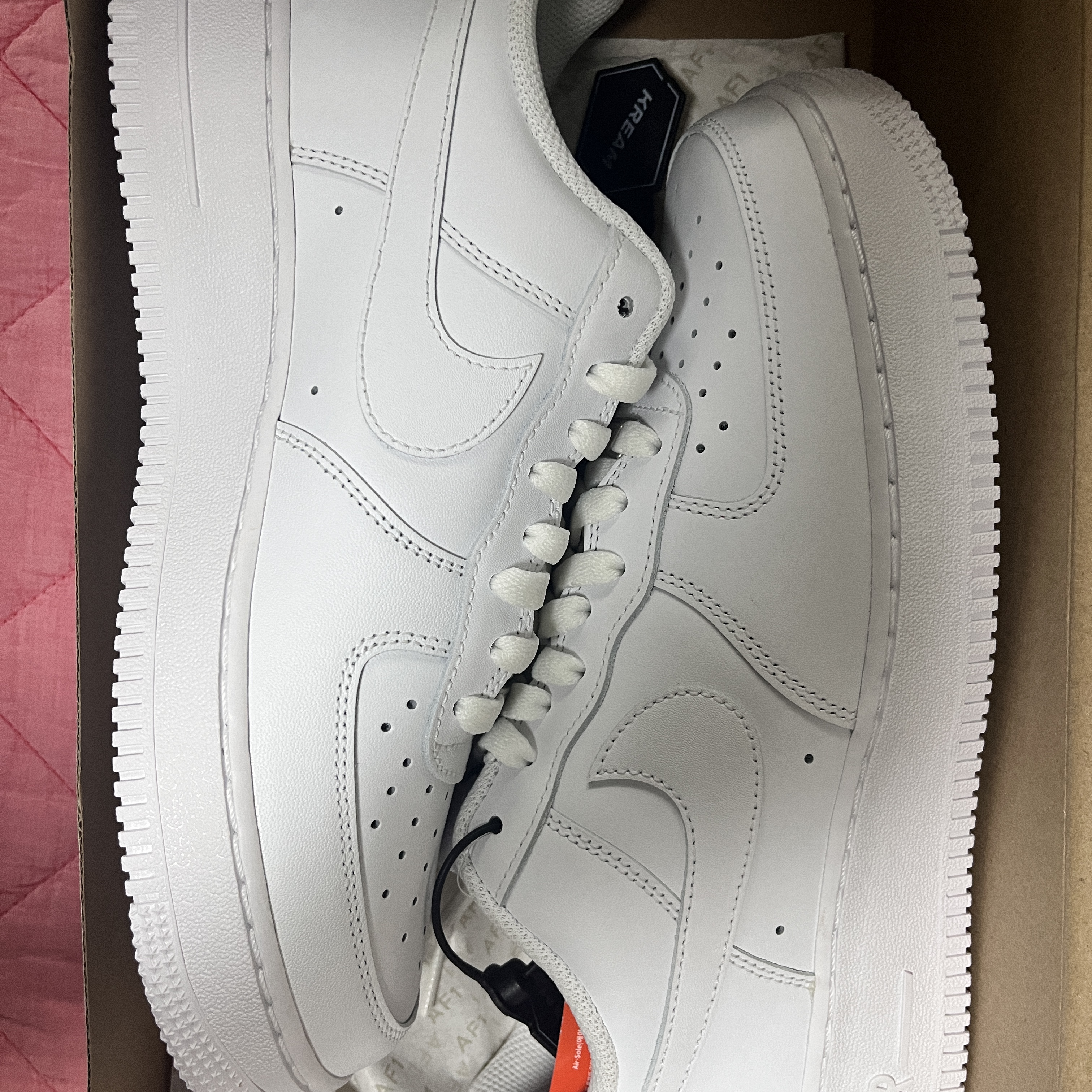 Nike Air Force 1 '07 Low White 착용 스타일