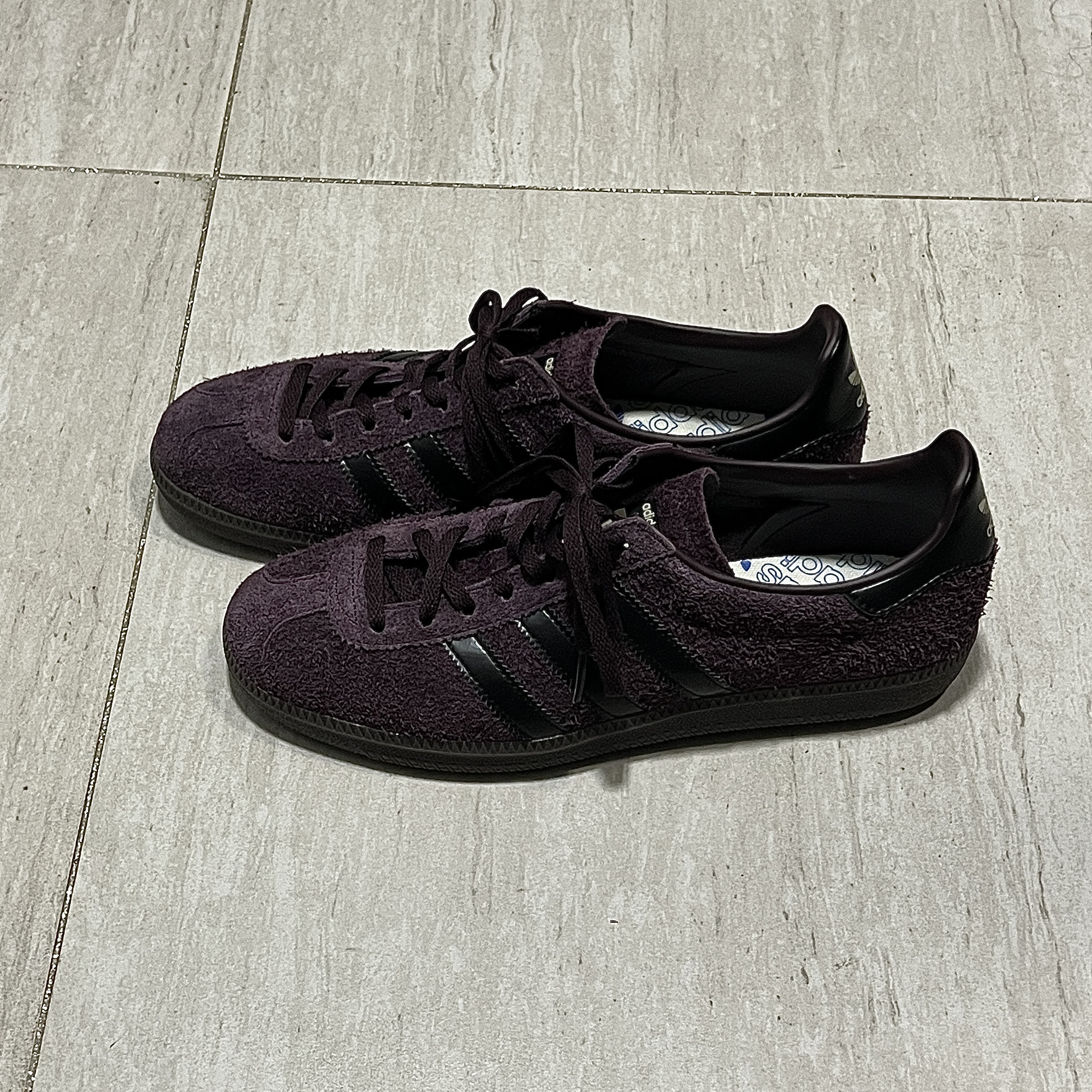 Adidas State Series Oregon Shadow Maroon 착용 스타일