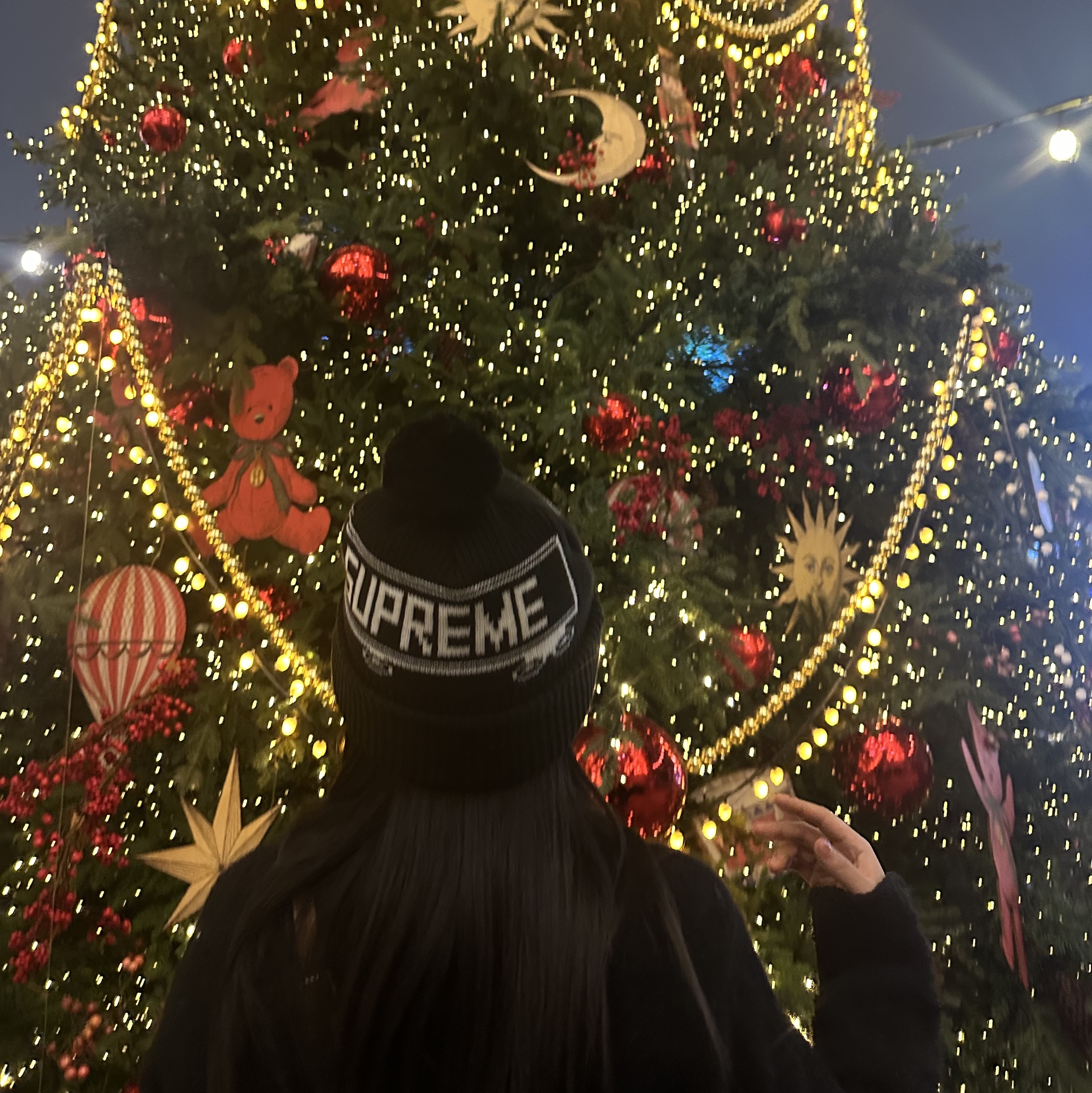 Supreme 18-Wheeler Beanie Black - 23FW 착용 스타일